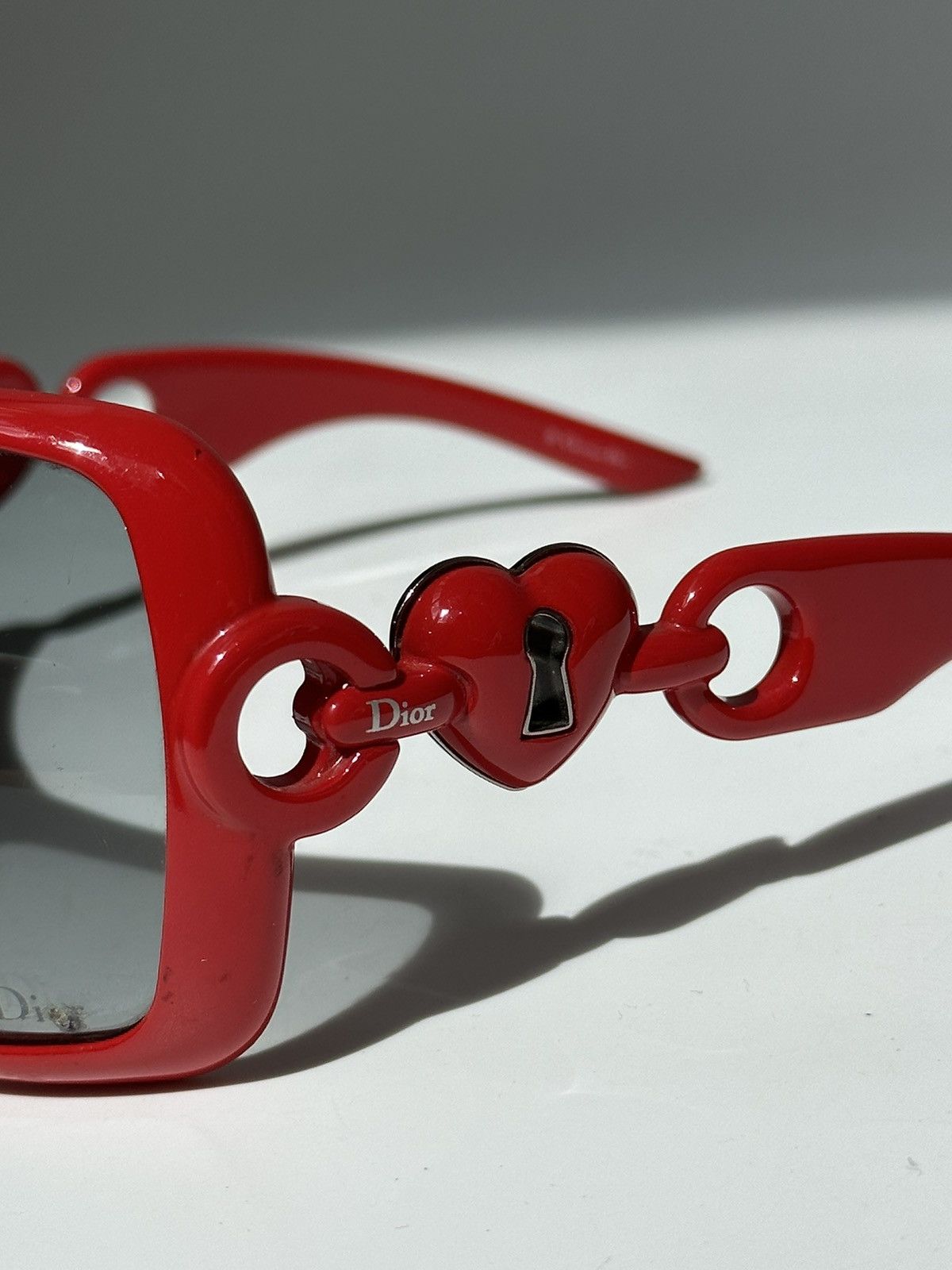 DIOR Lock Heart Logo Sunglasses Y2k archive coquette