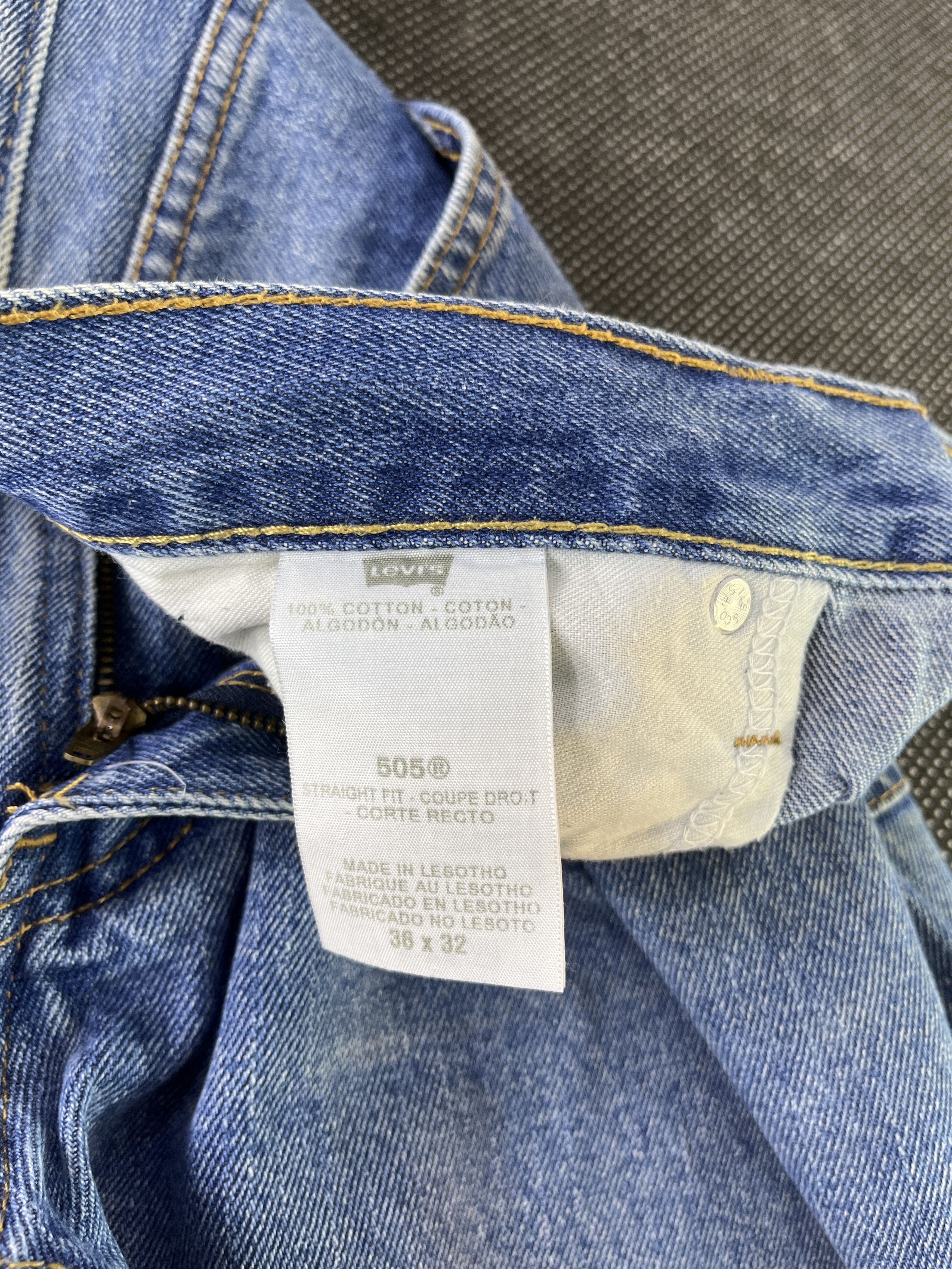 Levi's Vintage Levis 505 Stone Wash Jeans - J360 Size US 39 - 7 Thumbnail