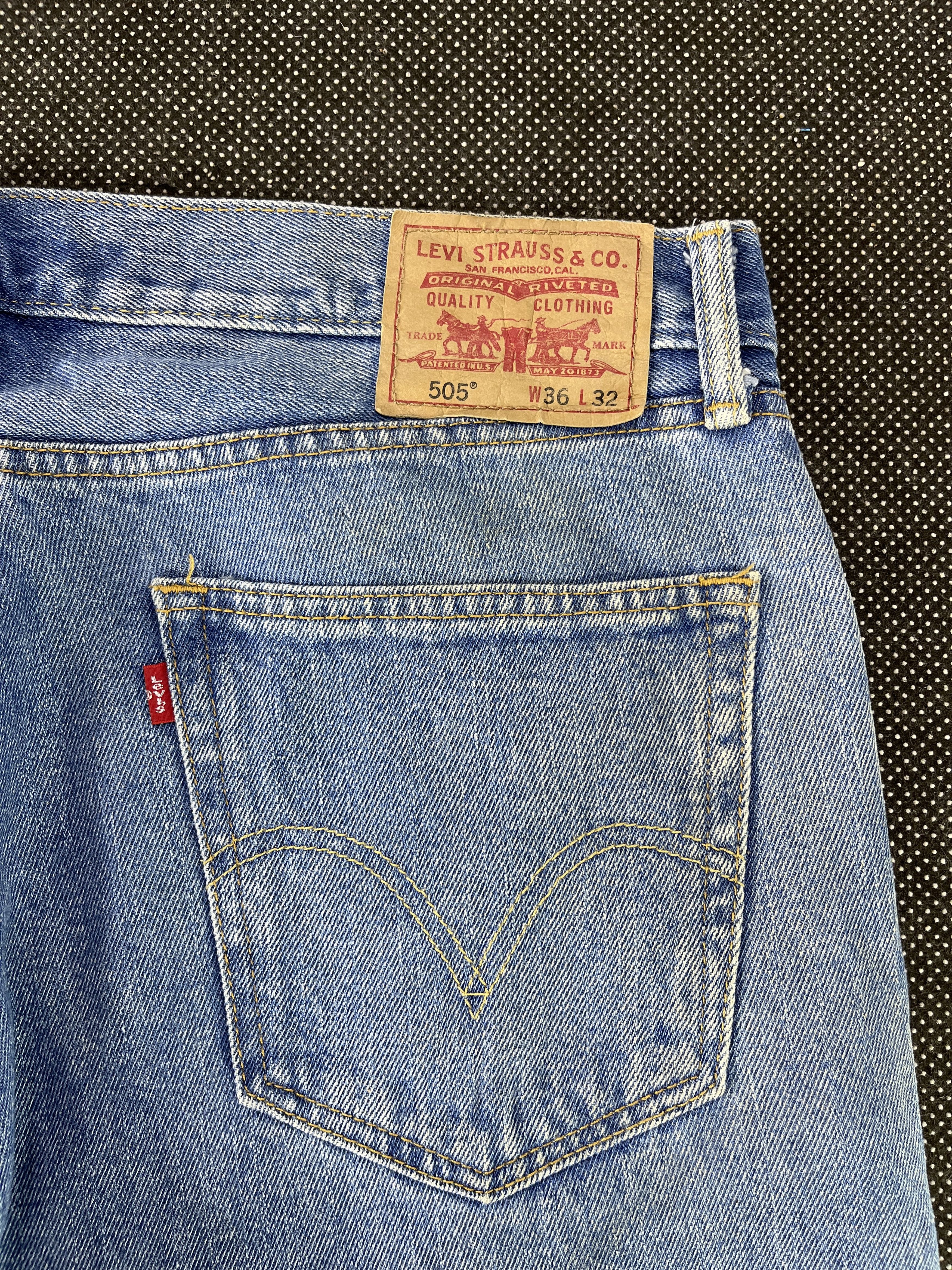 Levi's Vintage Levis 505 Stone Wash Jeans - J360 Size US 39 - 9 Thumbnail