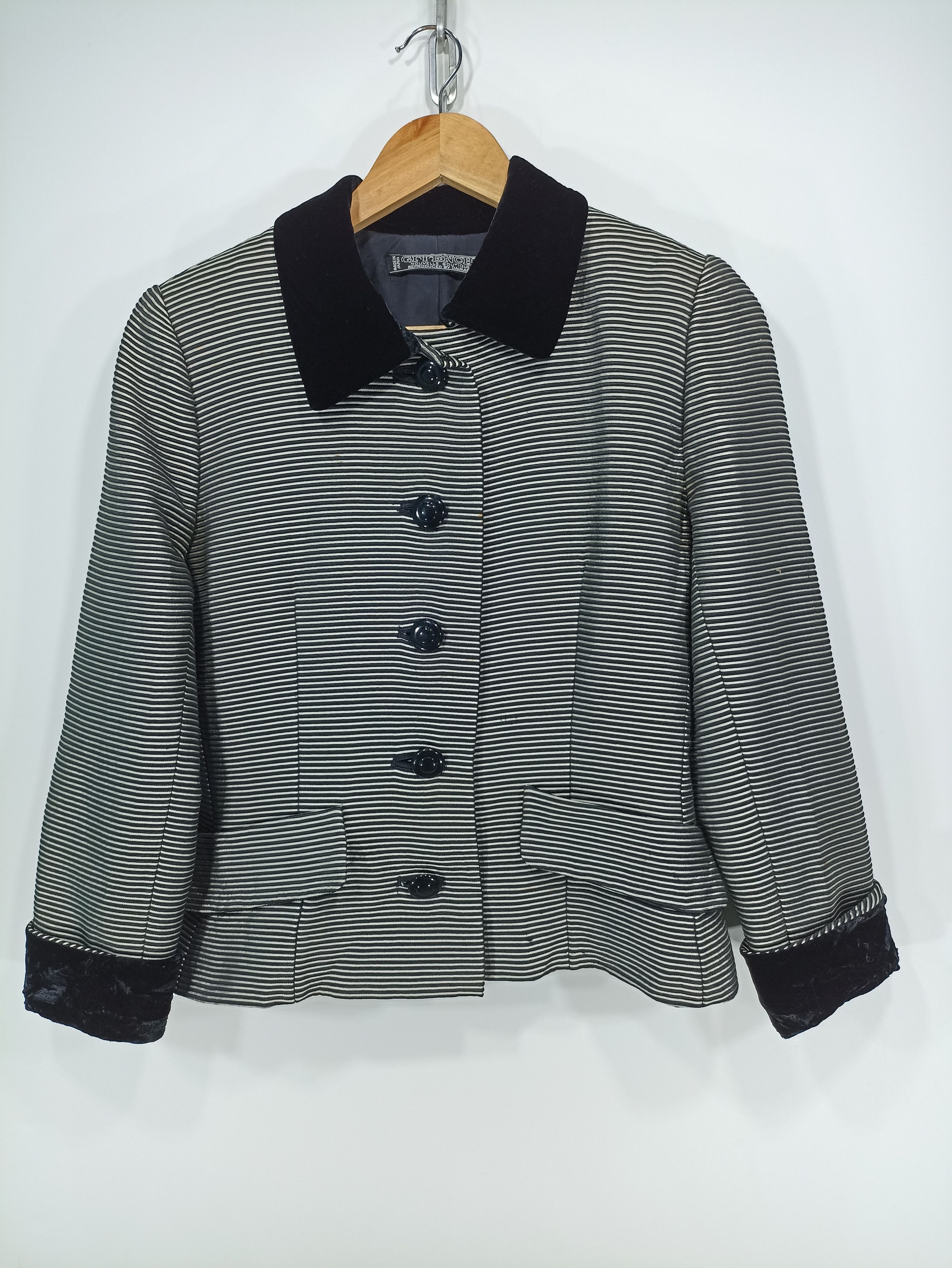 Designer × Givenchy Givenchy Nouvelle Boutique Reproduced By Daimaru Size M / US 6-8 / IT 42-44 - 1 Thumbnail