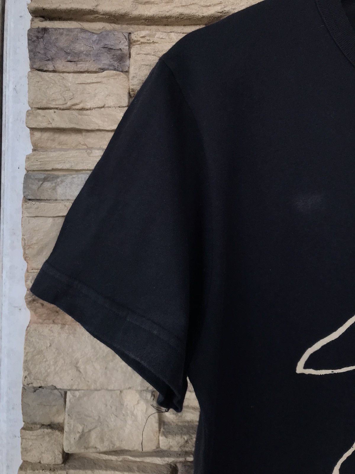 JW Anderson × Uniqlo J.W Anderson Uniqlo Tee Size US L / EU 52-54 / 3 - 7 Thumbnail