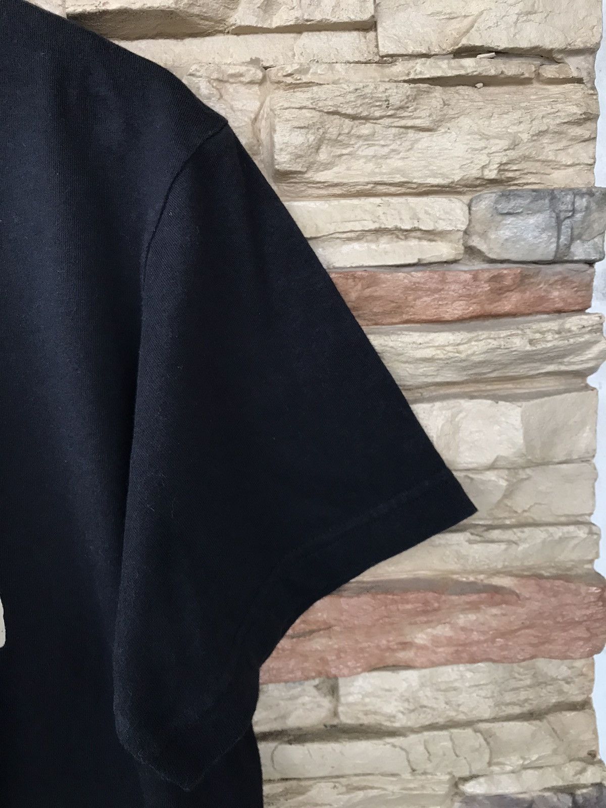 JW Anderson × Uniqlo J.W Anderson Uniqlo Tee Size US L / EU 52-54 / 3 - 8 Thumbnail