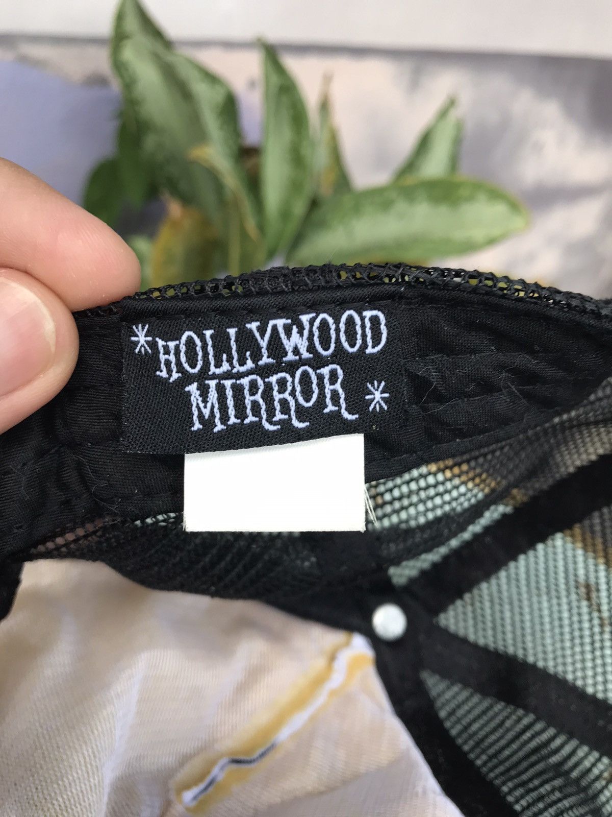 Vintage Hollywood Mirror Trucker Cap Size ONE SIZE - 8 Thumbnail