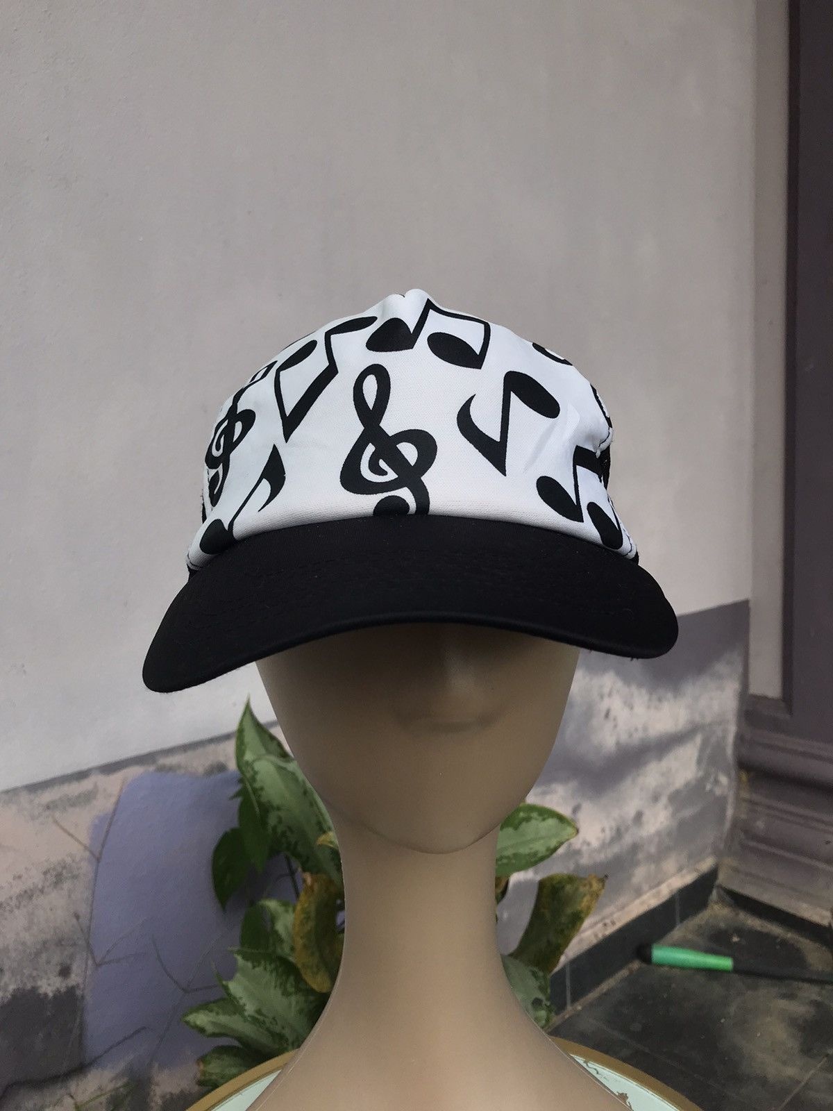 Vintage Hollywood Mirror Trucker Cap Size ONE SIZE - 1 Thumbnail