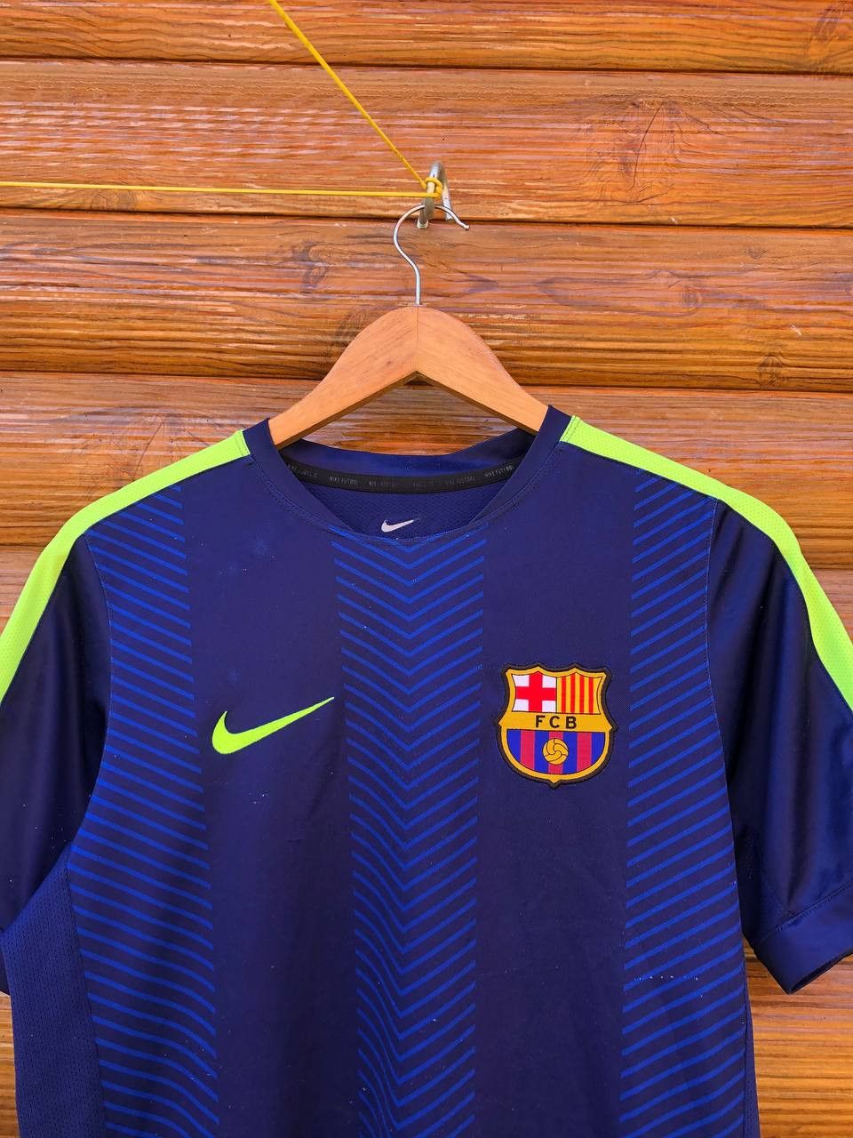 Nike BARCELONA FOOTBALL SHIRT SOCCER JERSEY NIKE Size US M / EU 48-50 / 2 - 2 Thumbnail