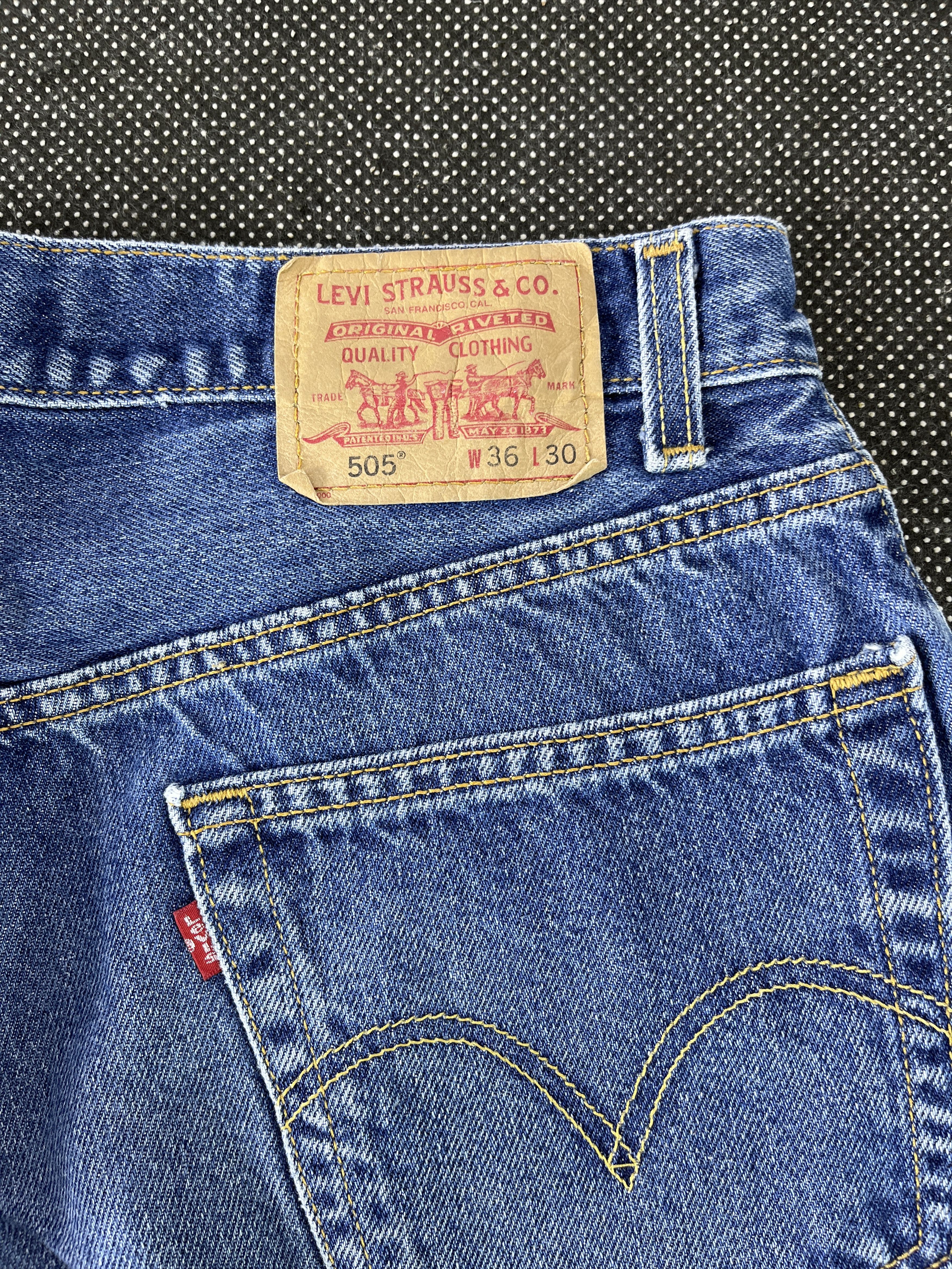 Levi's × Vintage Vintage Levis 505 Stone Wash Jeans 35 x 30 - J330 Size US 35 - 9 Thumbnail