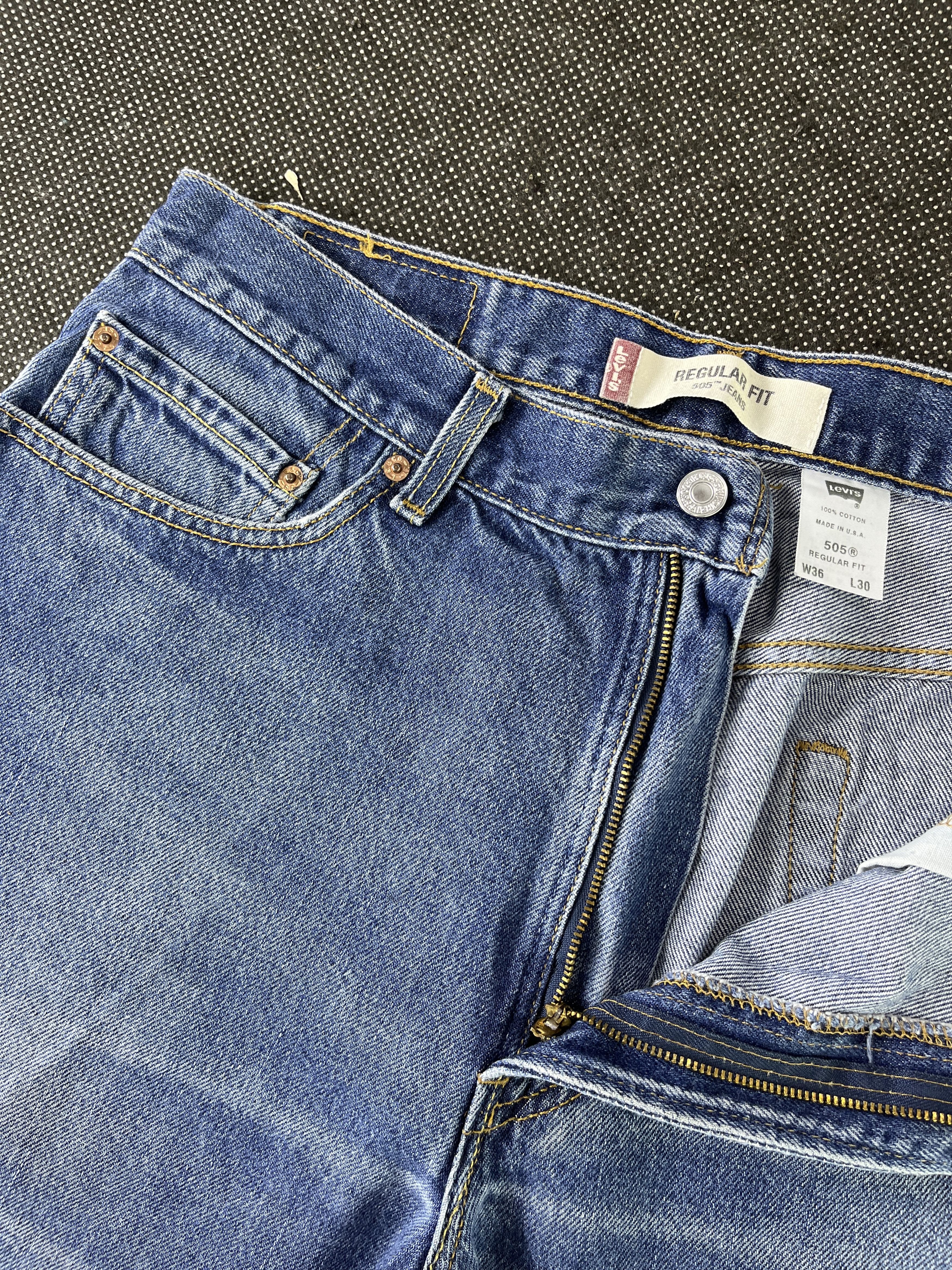 Levi's × Vintage Vintage Levis 505 Stone Wash Jeans 35 x 30 - J330 Size US 35 - 6 Thumbnail