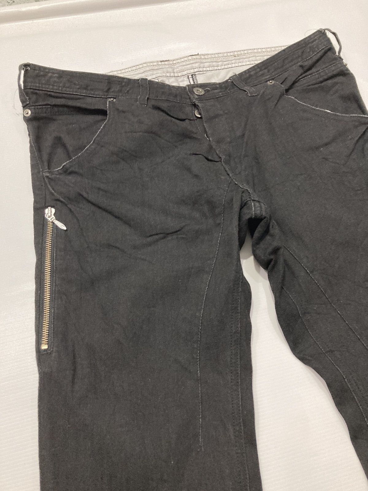 Japanese Brand × Yohji Yamamoto Yohji Yamamoto Black Zipper Denim Jeans Size US 34 / EU 50 - 10 Thumbnail