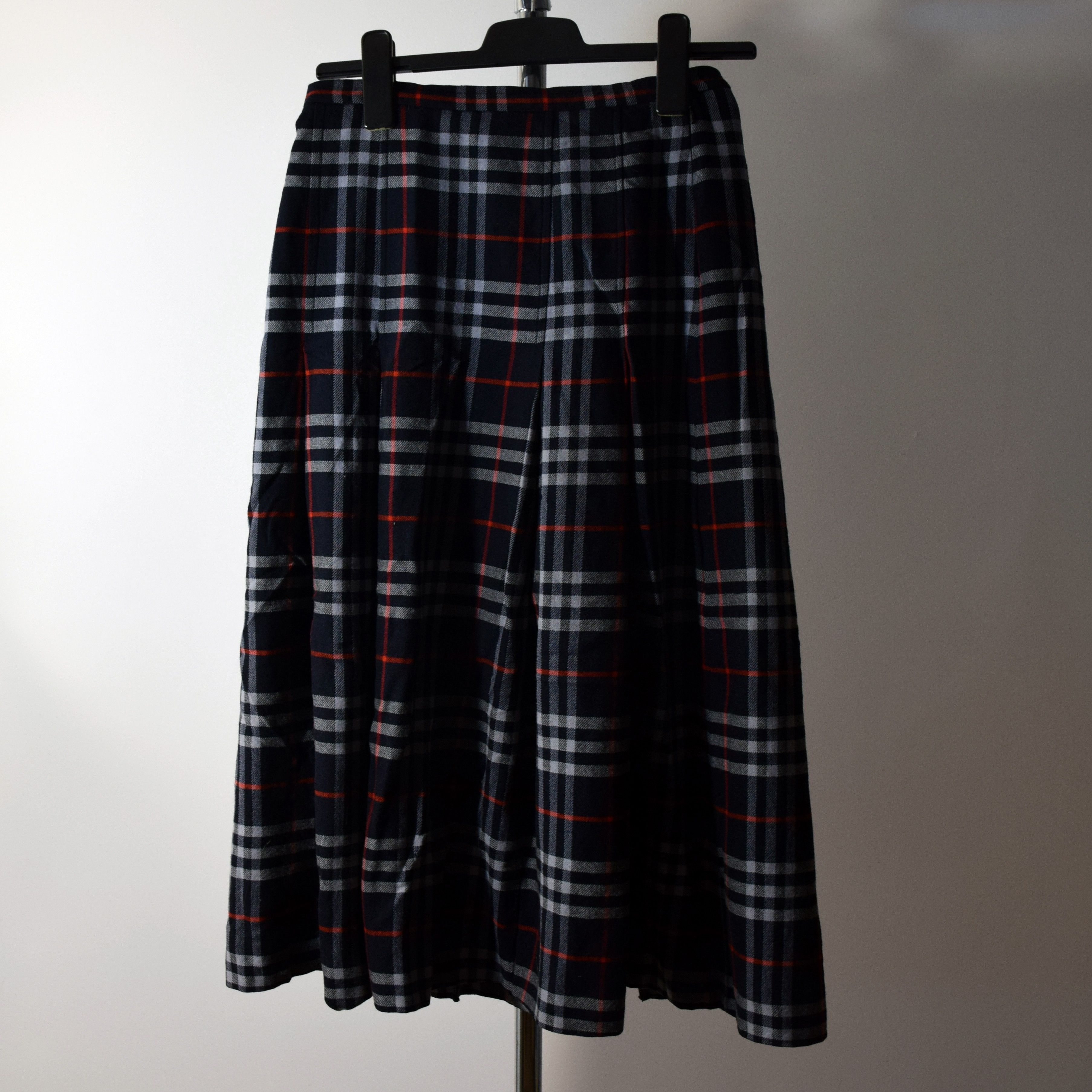 Burberry × Vintage 80s 90s Navy Nova Check Vintage Extra Long Burberrys Skirt Size 27" / US 4 / IT 40 - 6 Thumbnail