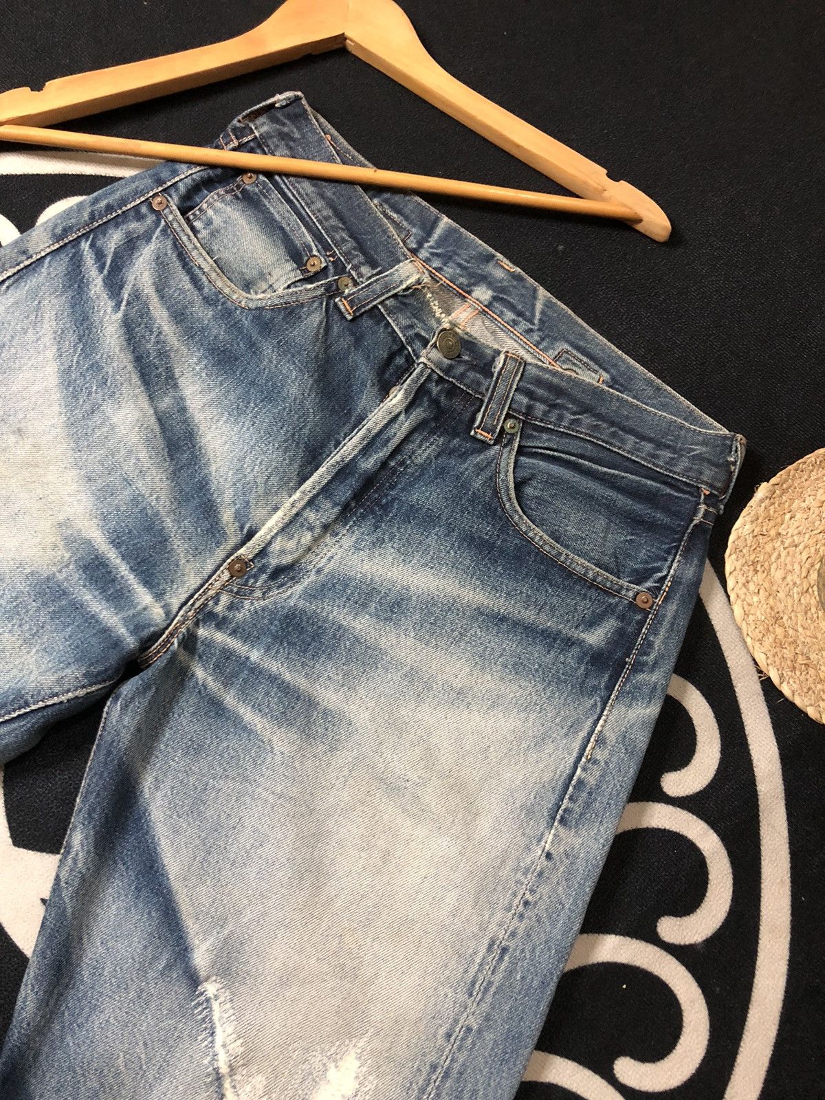 Levi's × Vintage VINTAGE 90’ LEVIS BIG E REPRODUCT 1937 SELVEDGE DENIM JEANS Size US 30 / EU 46 - 2 Thumbnail