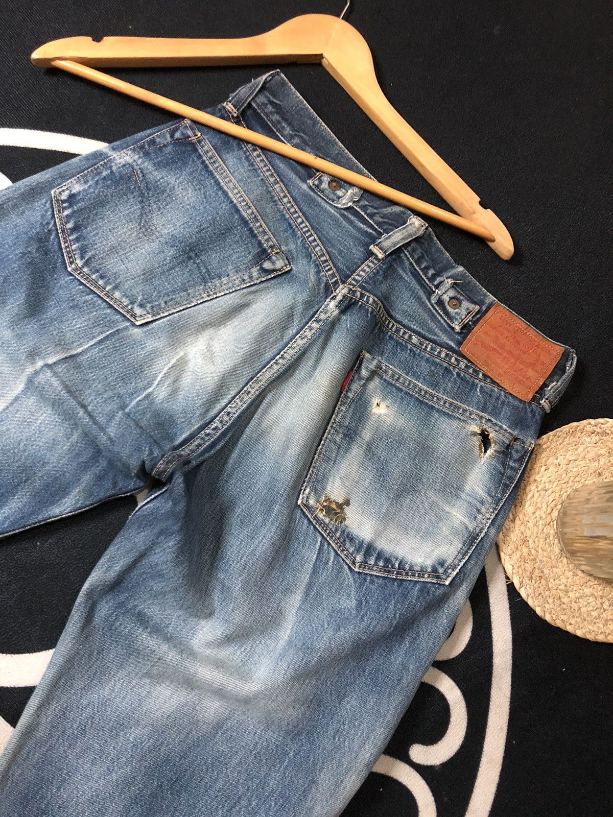Levi's × Vintage VINTAGE 90’ LEVIS BIG E REPRODUCT 1937 SELVEDGE DENIM JEANS Size US 30 / EU 46 - 12 Thumbnail