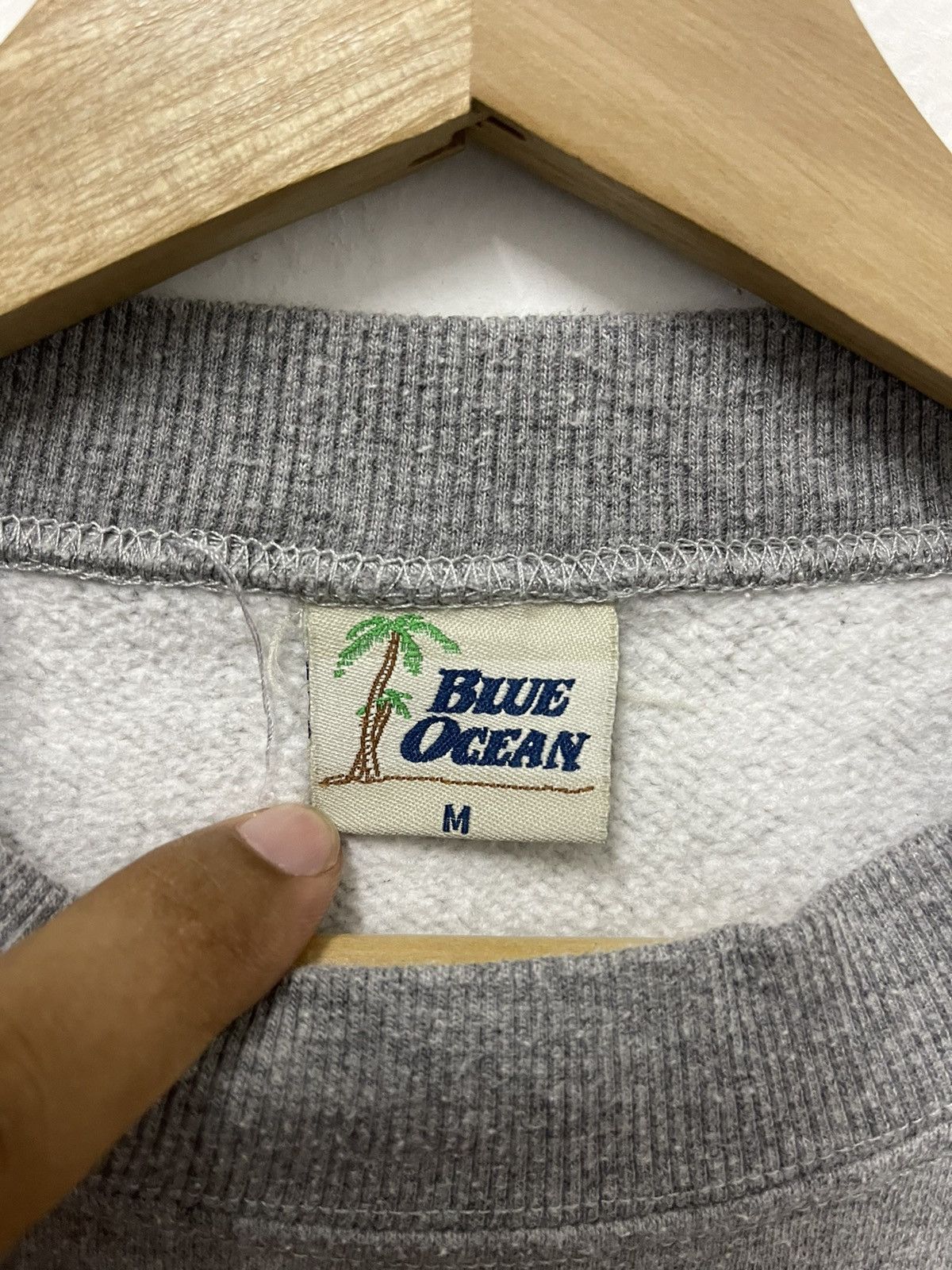 Japanese Brand × Vintage Vintage Blue Ocean Hawai Surfing Graphic Up Sweatshirt Size US M / EU 48-50 / 2 - 6 Thumbnail