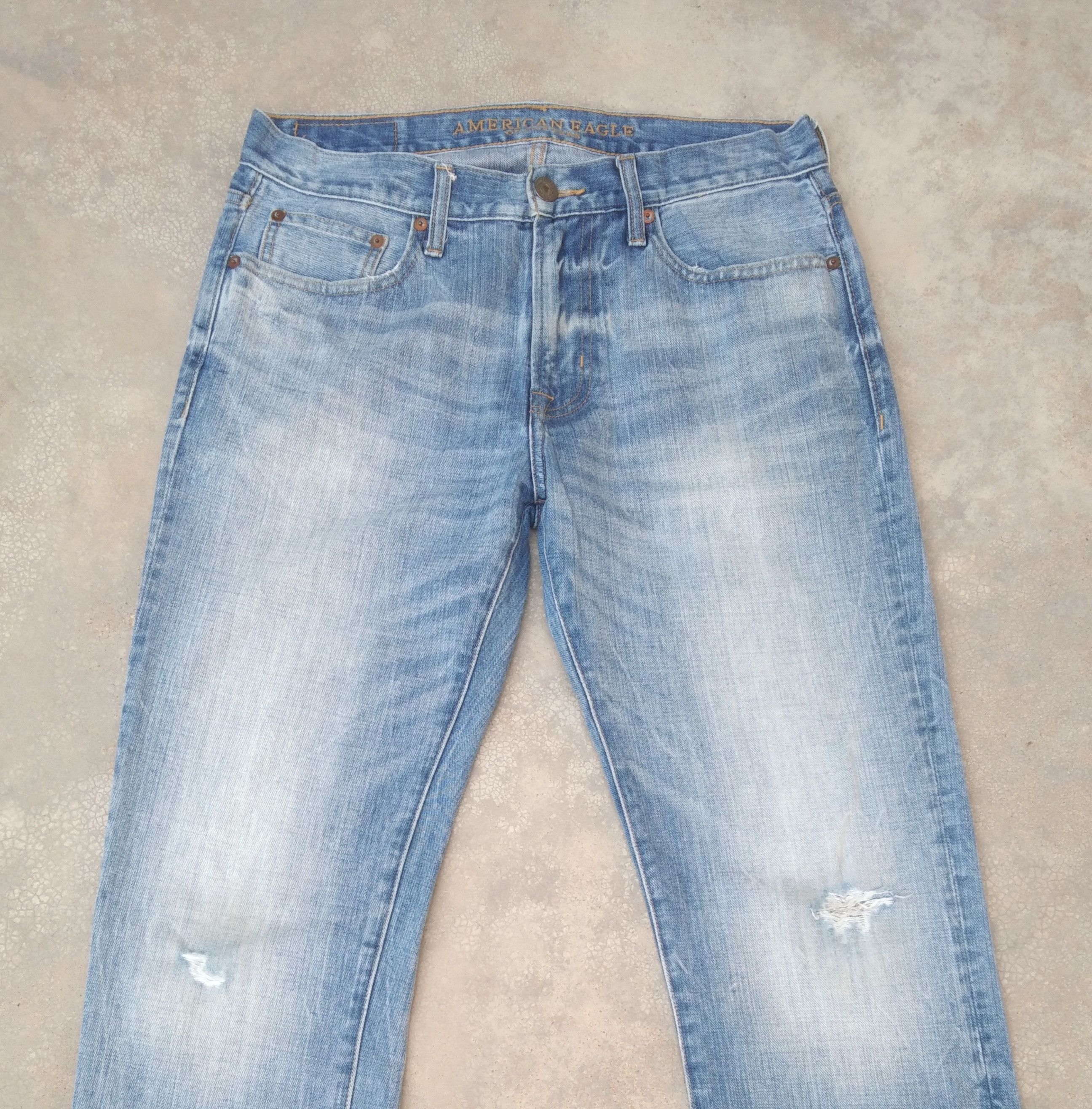 American Eagle Outfitters American Eagle Outfitters Straight Leg Distressed Jeans Size US 32 / EU 48 - 5 Thumbnail