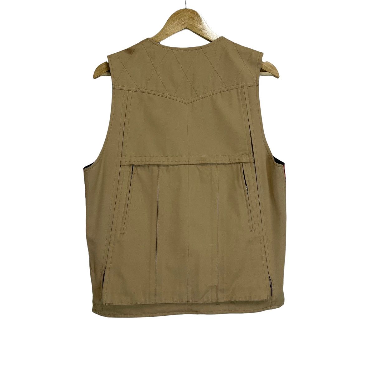 Other Golden Hunter Vest Size M Size US L / EU 52-54 / 3 - 7 Thumbnail