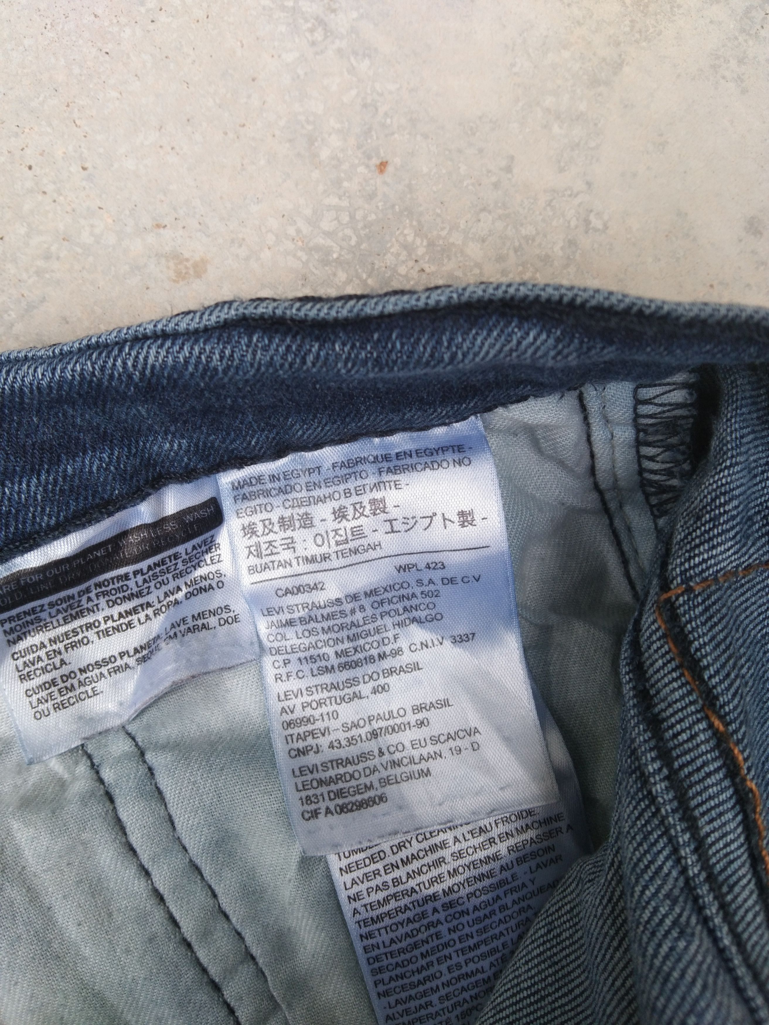 Levi's Vintage Levi"s Jeans 511 Blue Washed Distressed Denim 30x29 Size US 30 / EU 46 - 10 Thumbnail