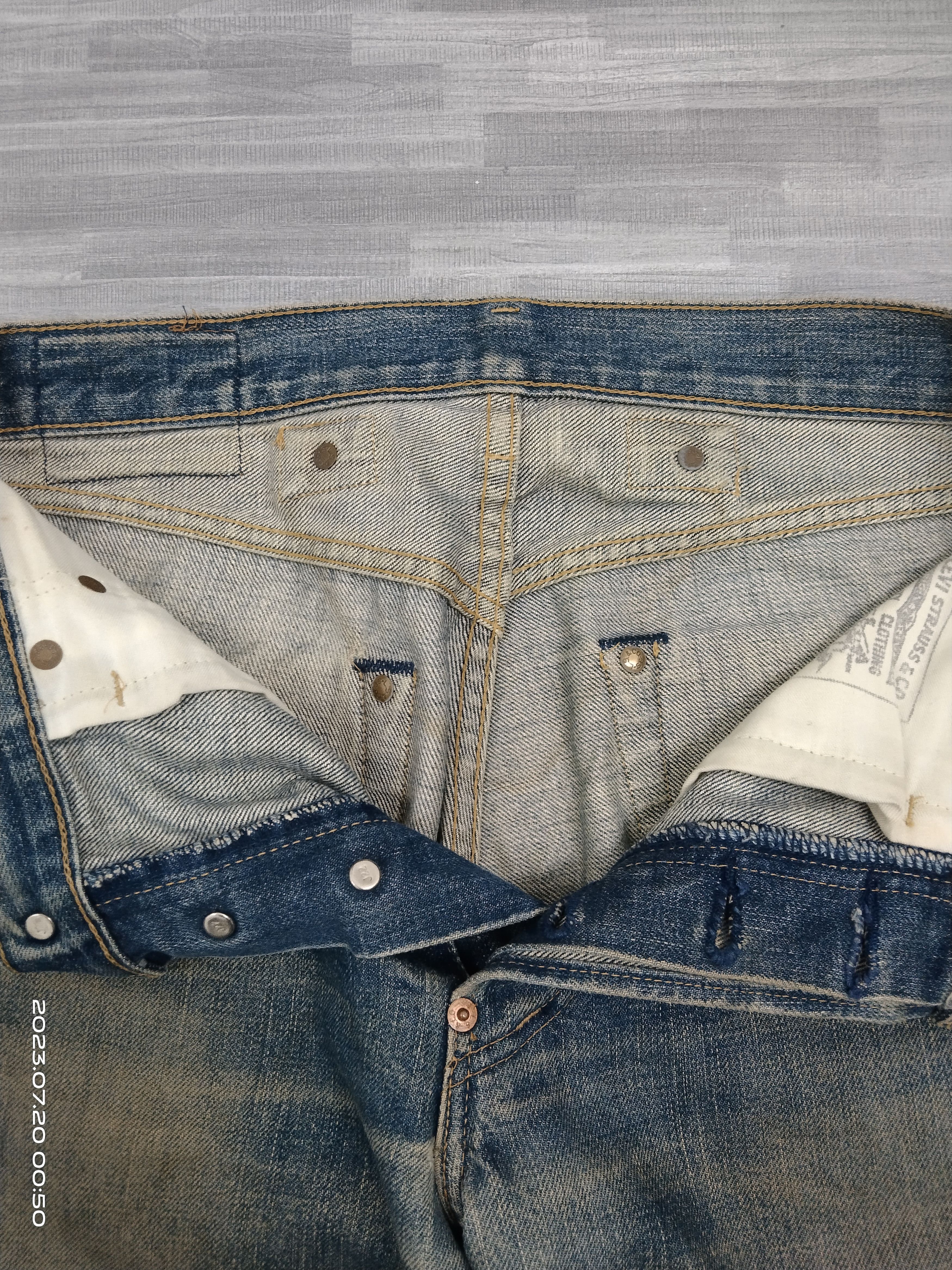 Levi's Vintage Clothing VINTAGE LEVIS LVC 1950 701xx BIG E SELVEDGE HIDDEN RIVET Size US 29 - 6 Thumbnail