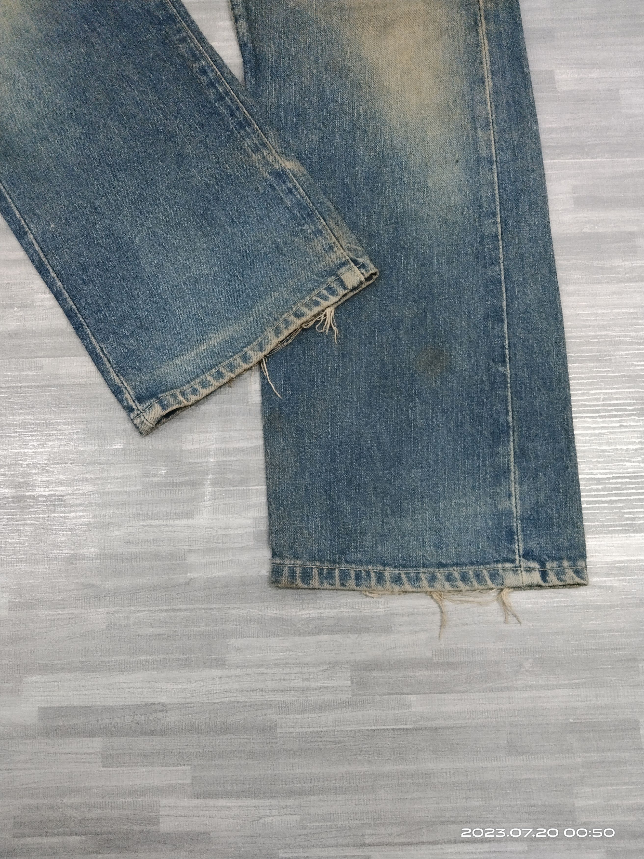 Levi's Vintage Clothing VINTAGE LEVIS LVC 1950 701xx BIG E SELVEDGE HIDDEN RIVET Size US 29 - 8 Thumbnail