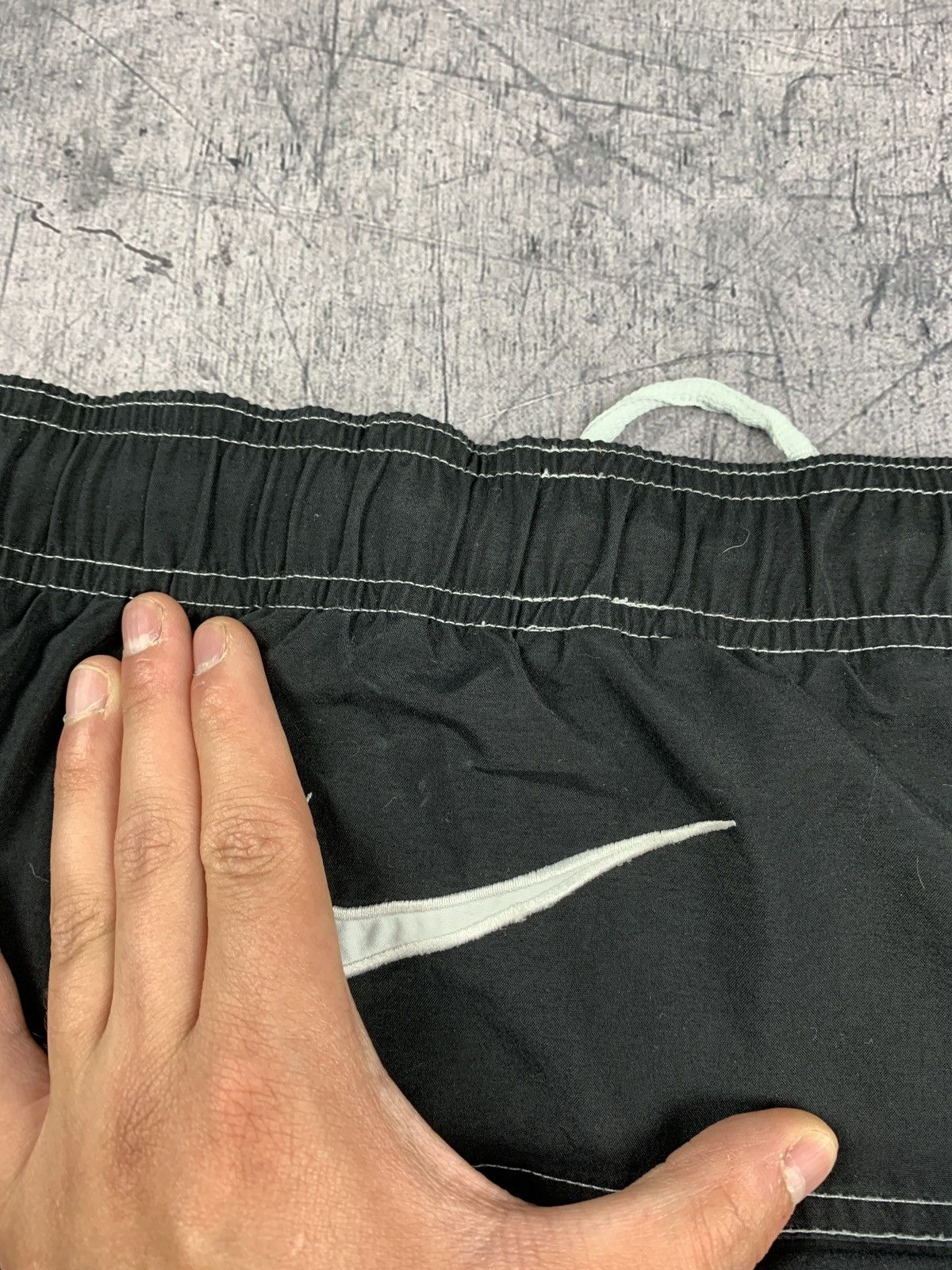 Nike Nike Vintage Men’s Swim Shorts Black Size XL Crazy Y2K Top Size US 36 / EU 52 - 7 Thumbnail