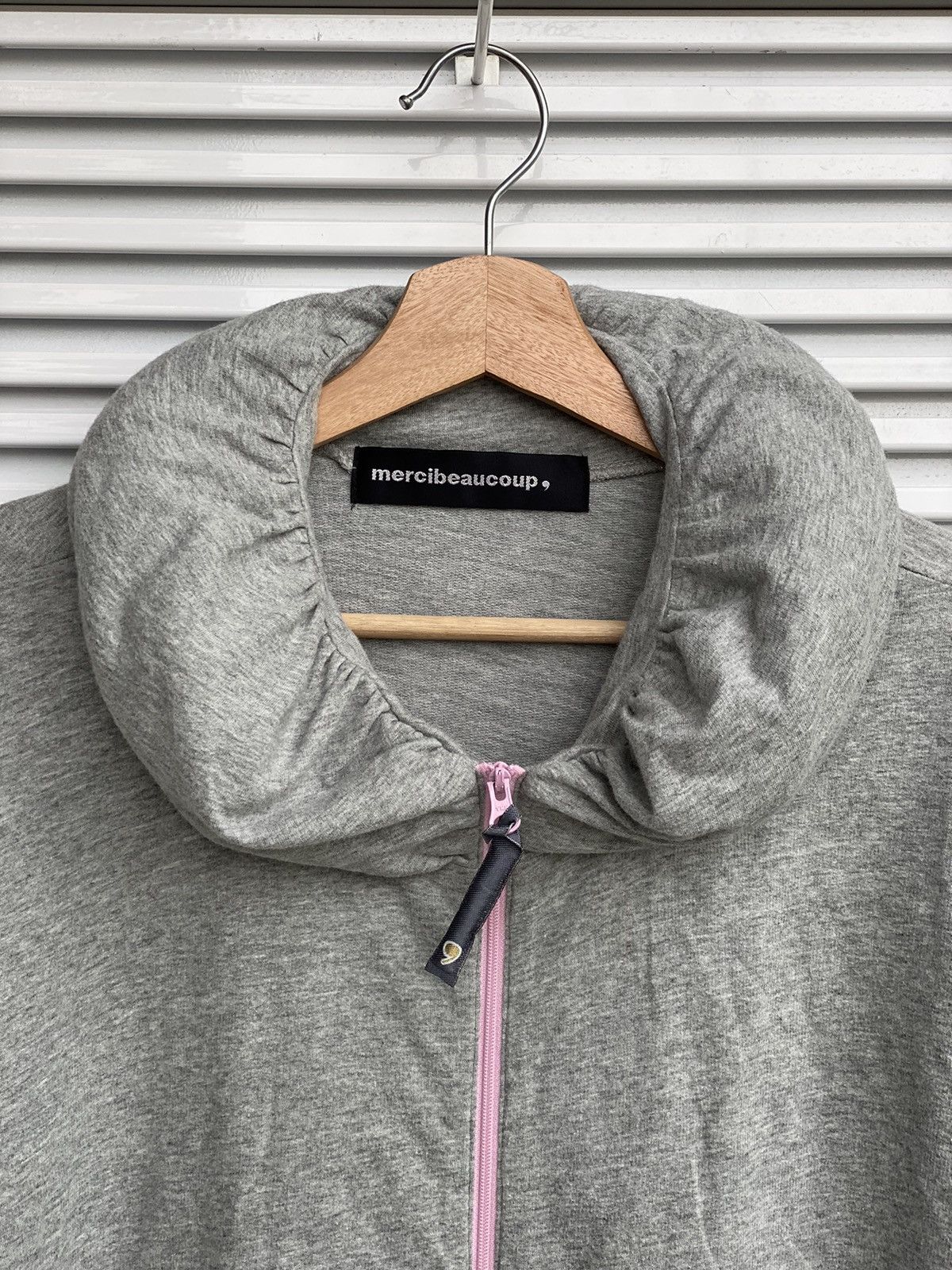 Issey Miyake × Japanese Brand Vintage Issey Miyake Mercibeaucoup Jevous Emprie Hoodies Size US M / EU 48-50 / 2 - 3 Thumbnail