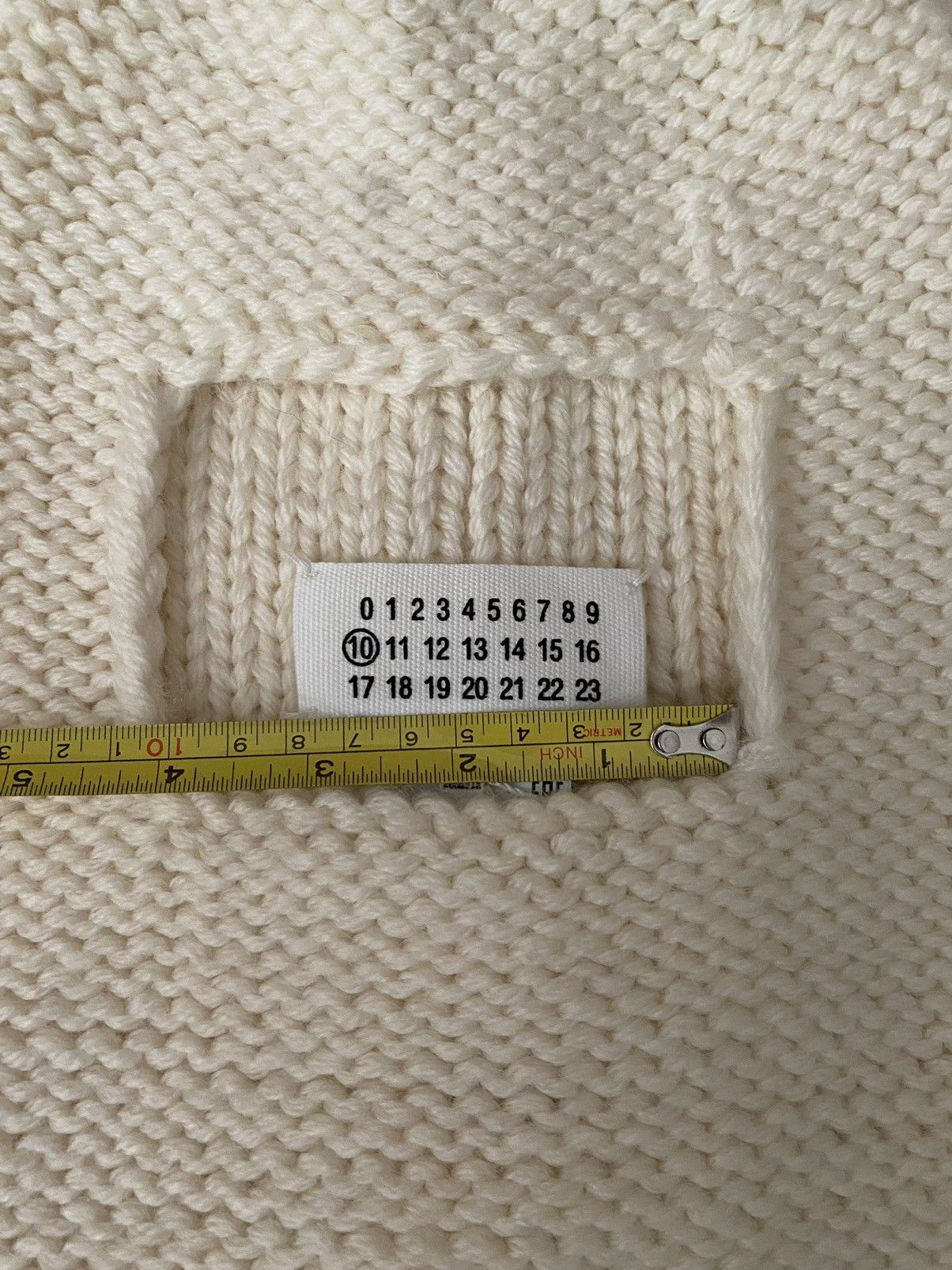 Maison Margiela Maison Margiela Knit Balaclava Size ONE SIZE - 8 Thumbnail