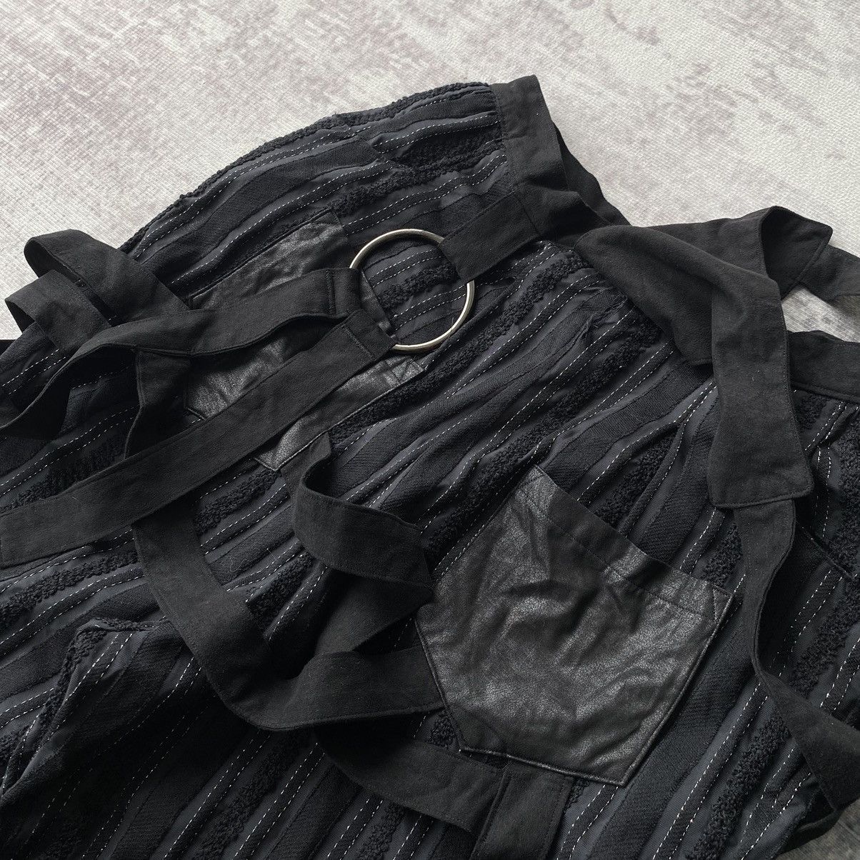 20471120 × KMRii × Le Grande Bleu (L.G.B.) Ambivalent Autumn Winter 2013-2014 Bondage Cropped Pants Size US 28 / EU 44 - 8 Thumbnail
