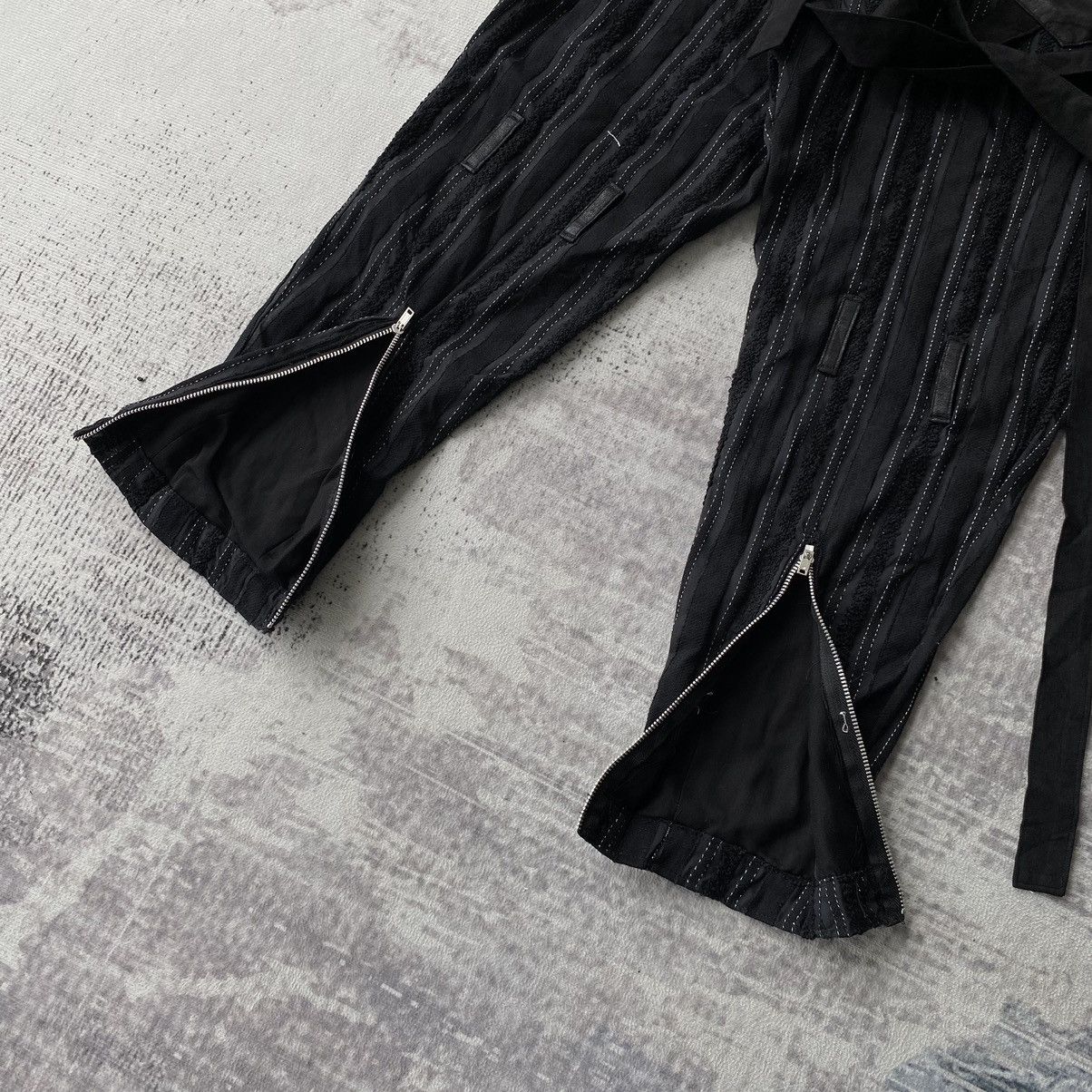20471120 × KMRii × Le Grande Bleu (L.G.B.) Ambivalent Autumn Winter 2013-2014 Bondage Cropped Pants Size US 28 / EU 44 - 4 Thumbnail