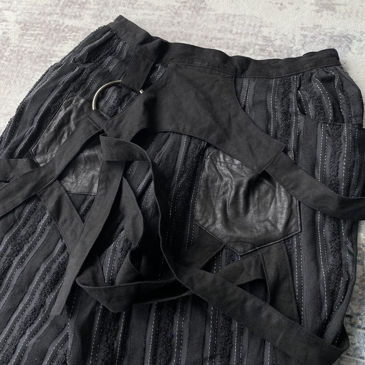 20471120 × KMRii × Le Grande Bleu (L.G.B.) Ambivalent Autumn Winter 2013-2014 Bondage Cropped Pants Size US 28 / EU 44 - 7 Thumbnail