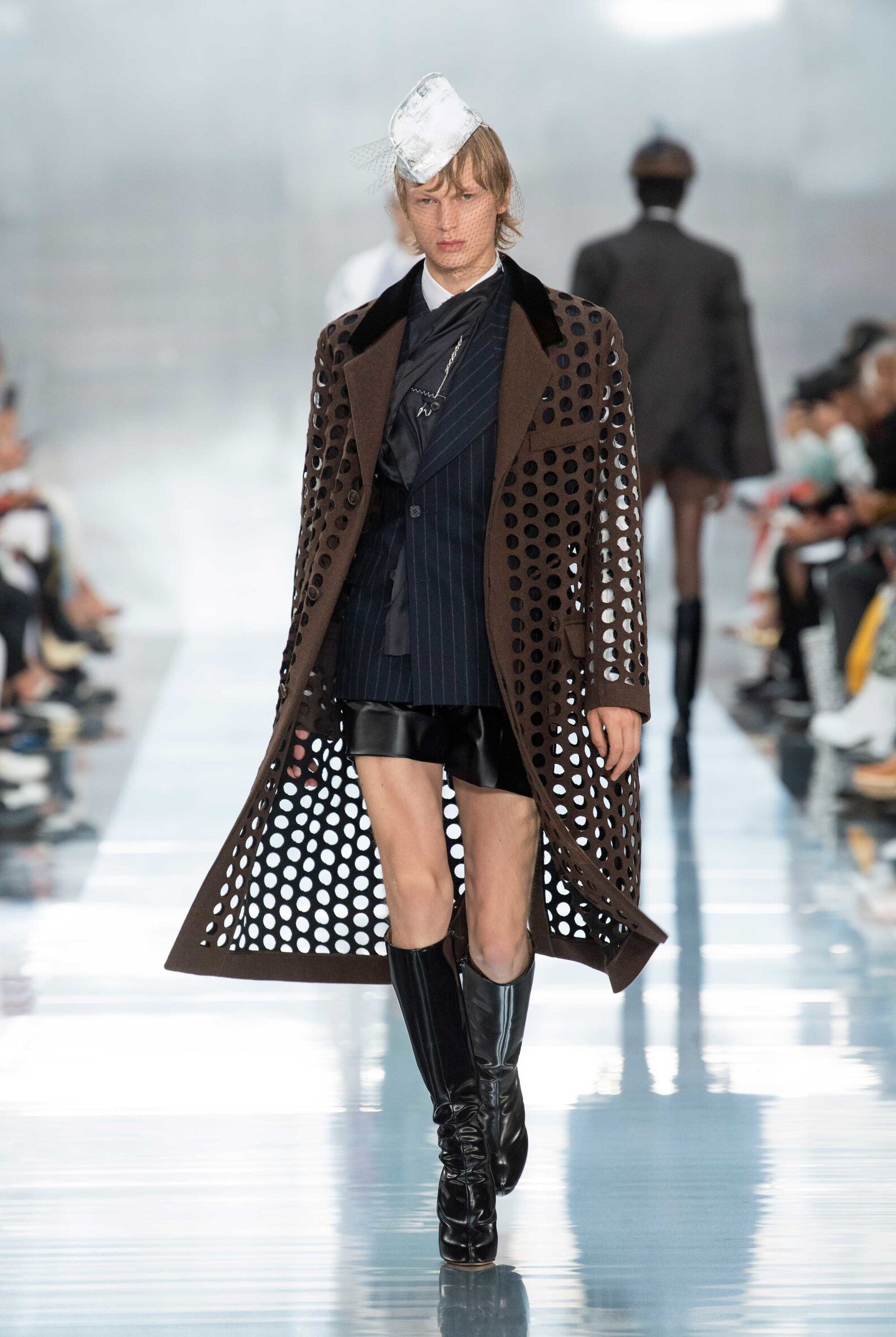 Maison Margiela New — SS20 Coat with Punched Holes Size US S / EU 44-46 / 1 - 1 Thumbnail