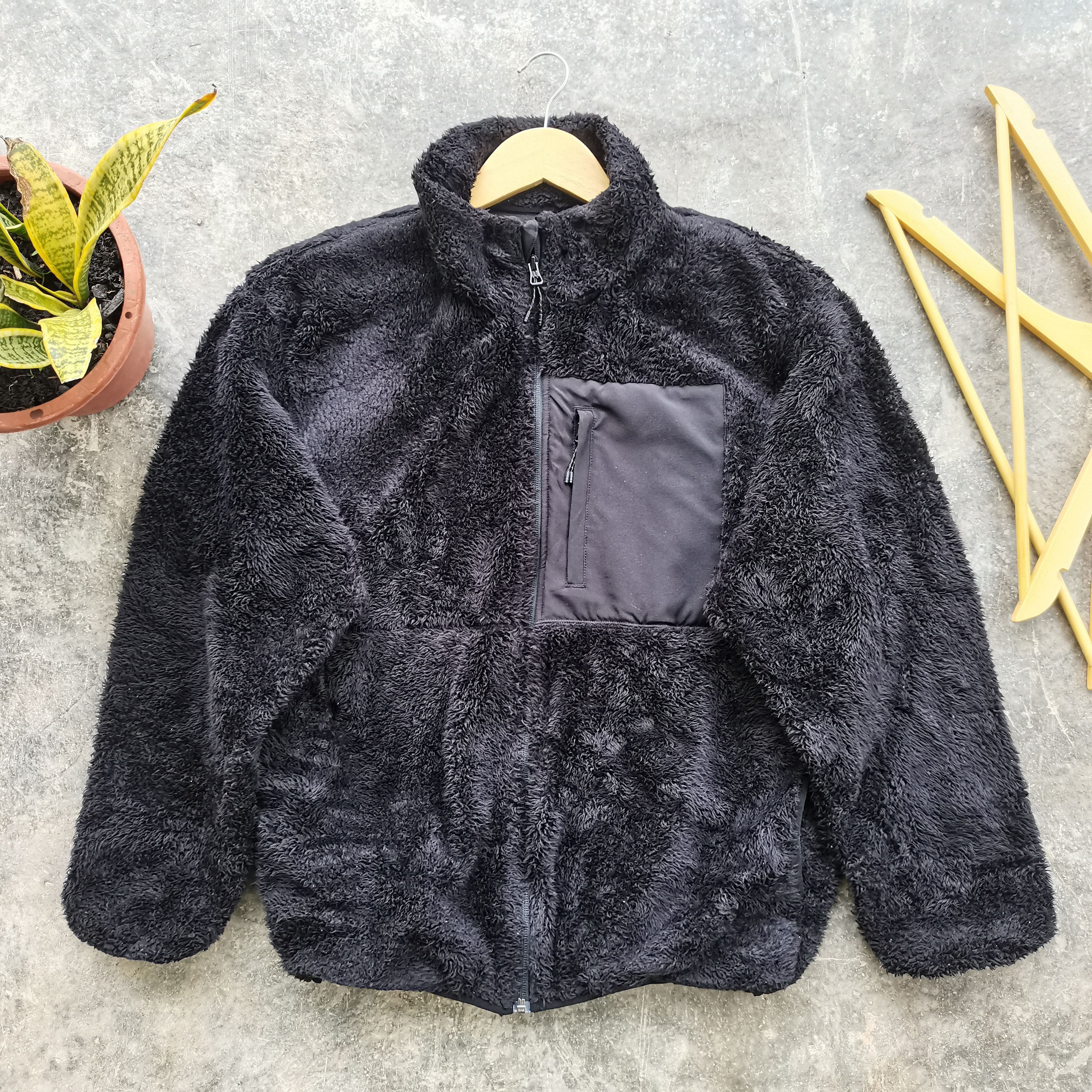 GU × Japanese Brand GU ACTIVE Sherpa Fleece Bomber Style Jacket Size US S / EU 44-46 / 1 - 1 Thumbnail