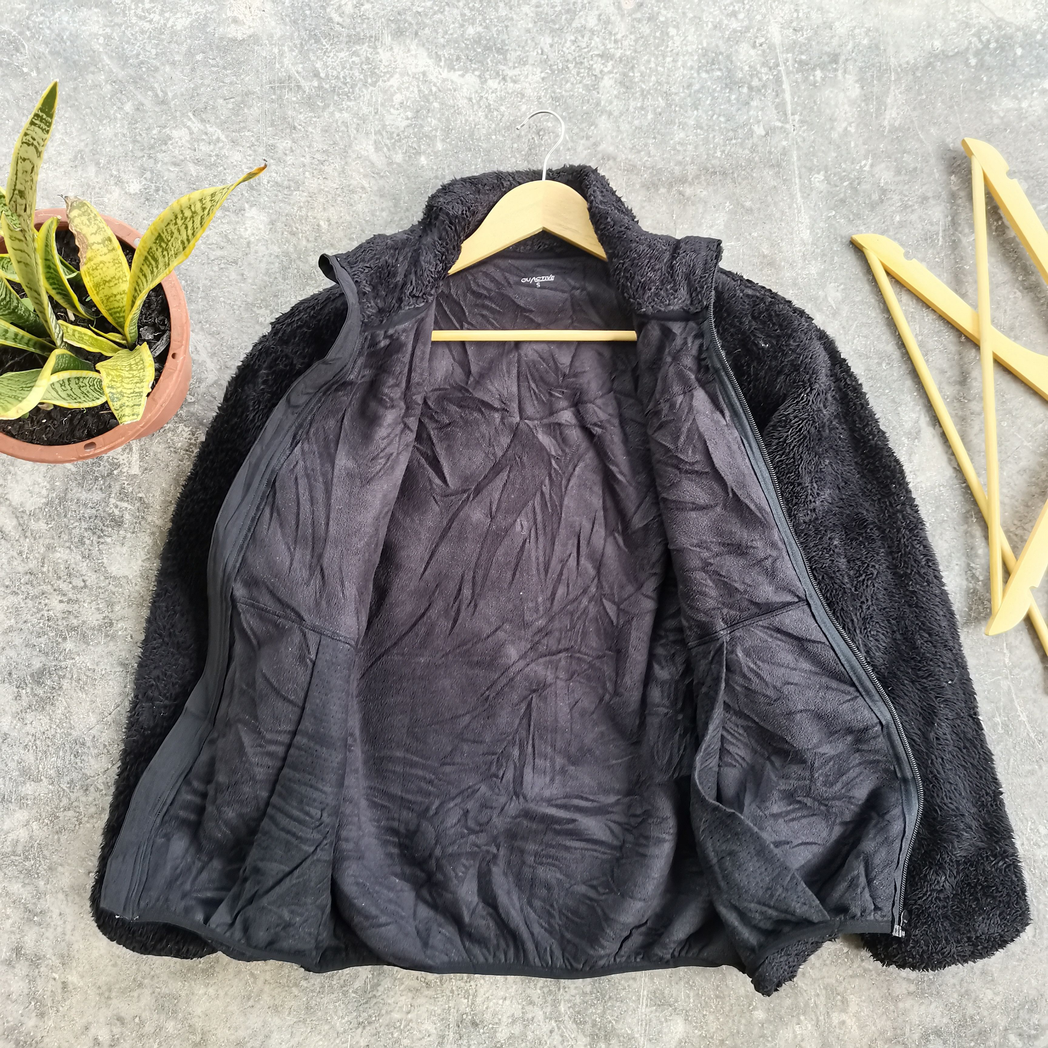 GU × Japanese Brand GU ACTIVE Sherpa Fleece Bomber Style Jacket Size US S / EU 44-46 / 1 - 2 Thumbnail