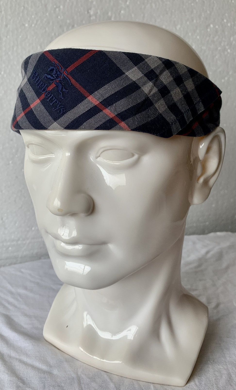 Burberry Burberry Handkerchief / Bandana / Neckerchief Size ONE SIZE - 1 Thumbnail
