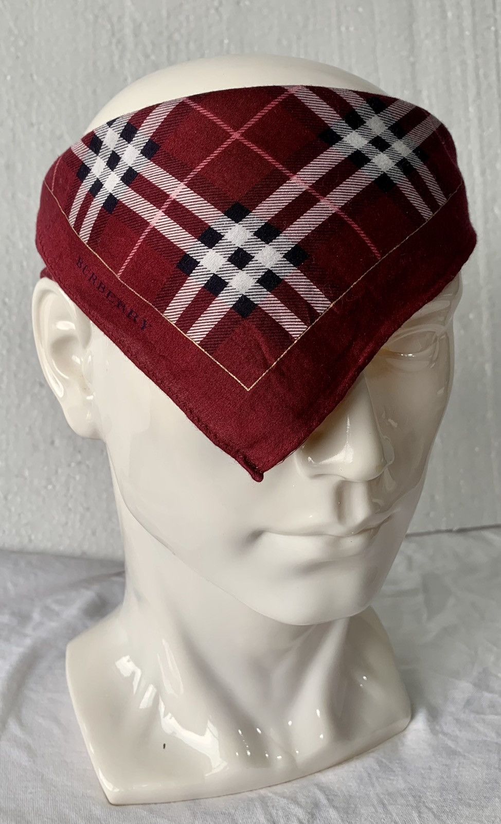 Designer Burberry Handkerchief / Bandana / Neckerchief Size ONE SIZE - 1 Thumbnail