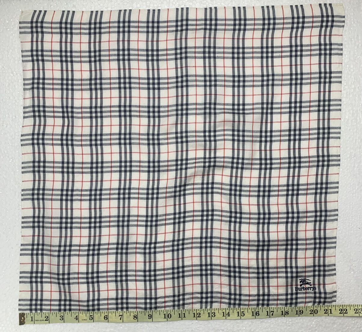 Designer Burberry Handkerchief / Neckerchief / Bandana Size ONE SIZE - 7 Thumbnail