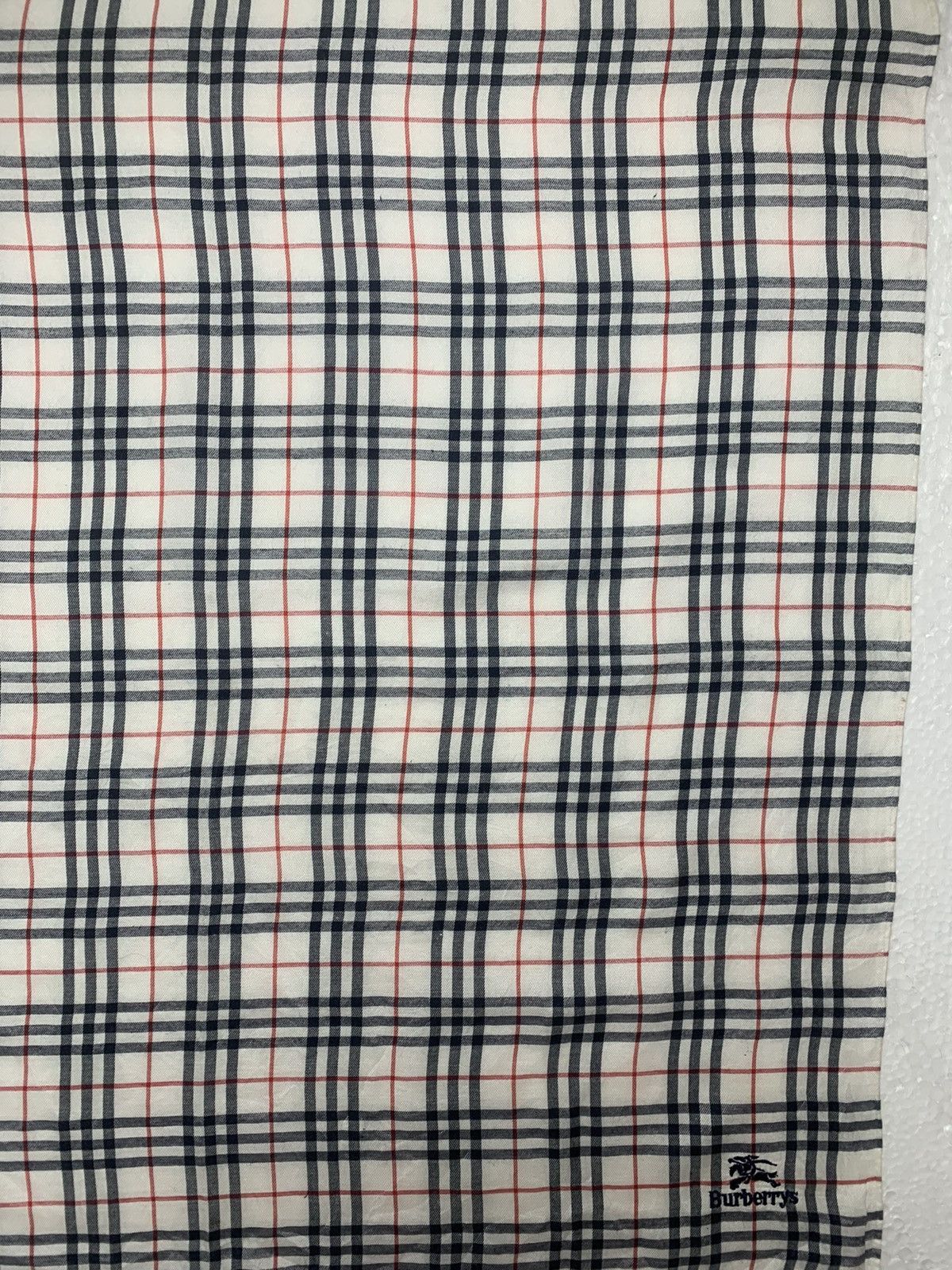 Designer Burberry Handkerchief / Neckerchief / Bandana Size ONE SIZE - 4 Thumbnail