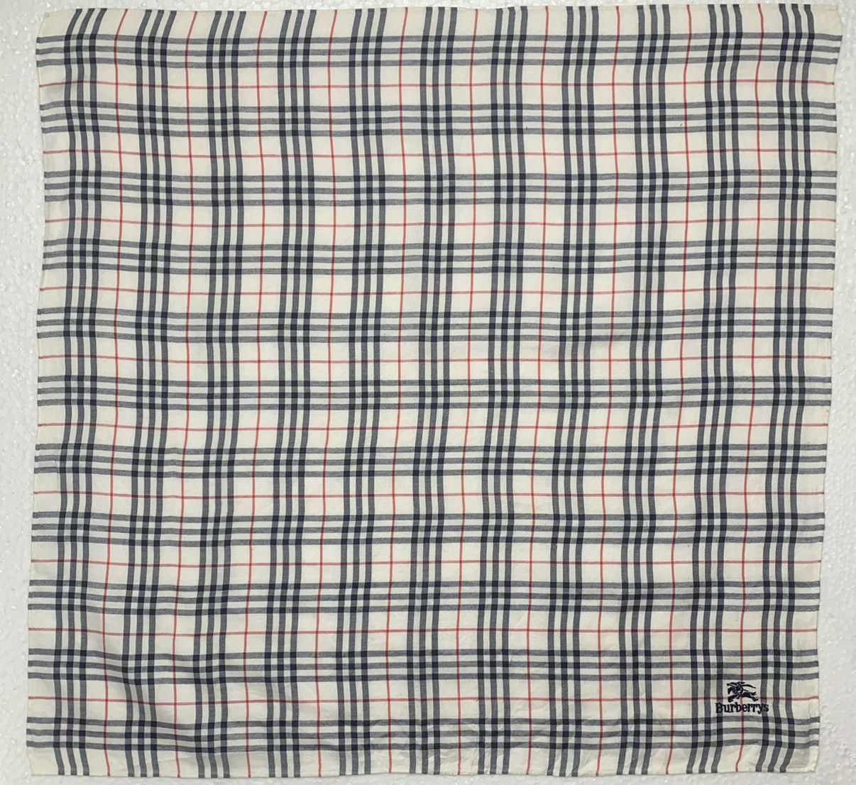 Designer Burberry Handkerchief / Neckerchief / Bandana Size ONE SIZE - 5 Thumbnail