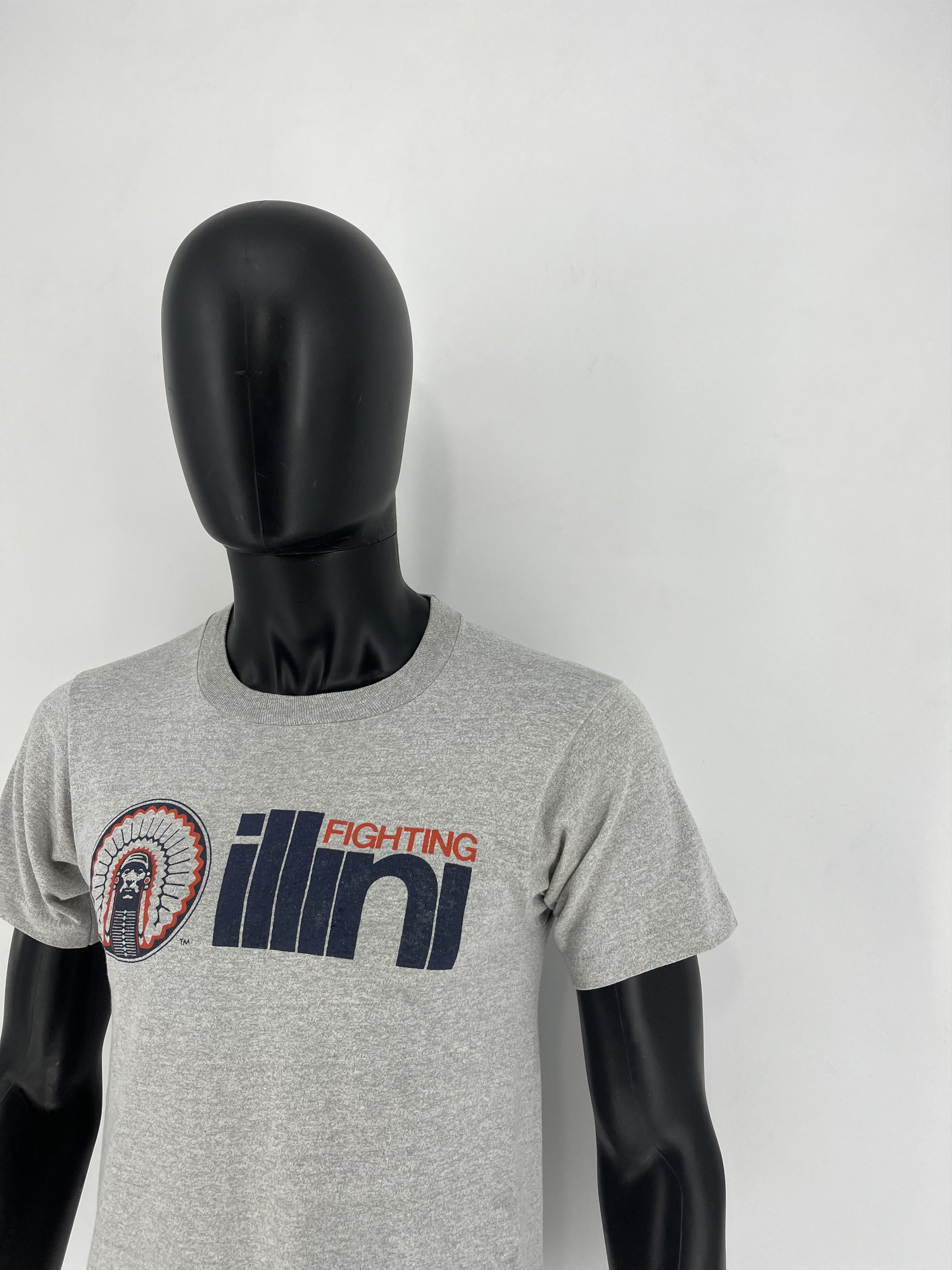 Other Vintage 90s University Of Illinois Fighting Illini Chief Size US M / EU 48-50 / 2 - 4 Thumbnail