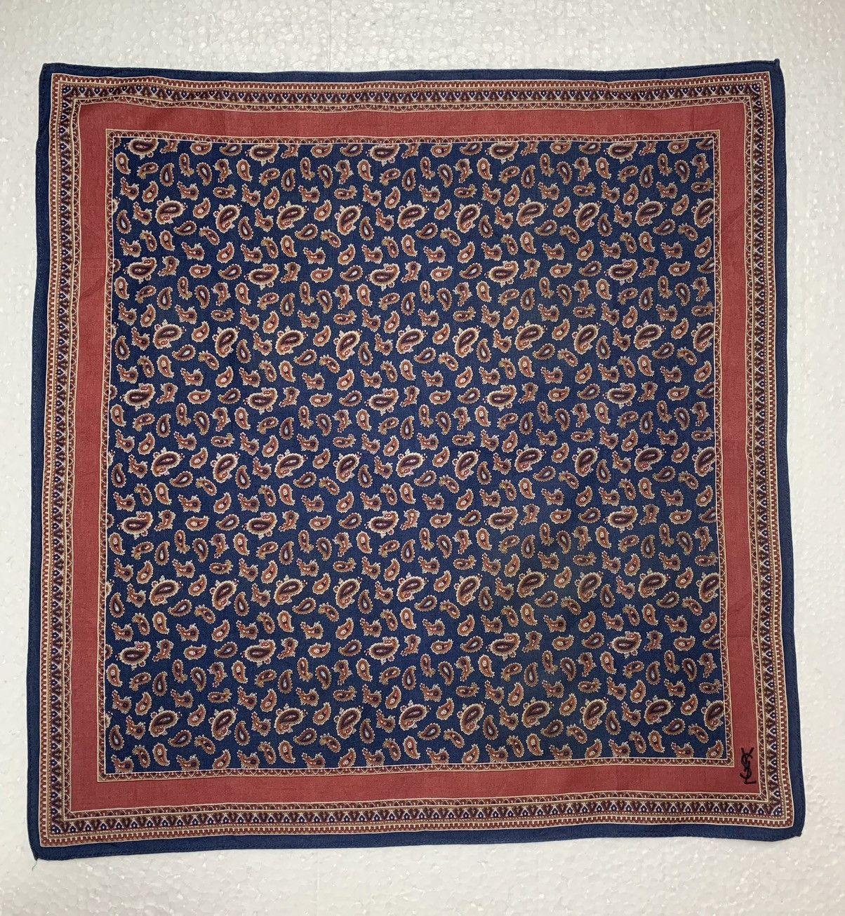 Yves Saint Laurent Yves Saint Laurent Pasley Handkercheif / Bandana Size ONE SIZE - 3 Thumbnail