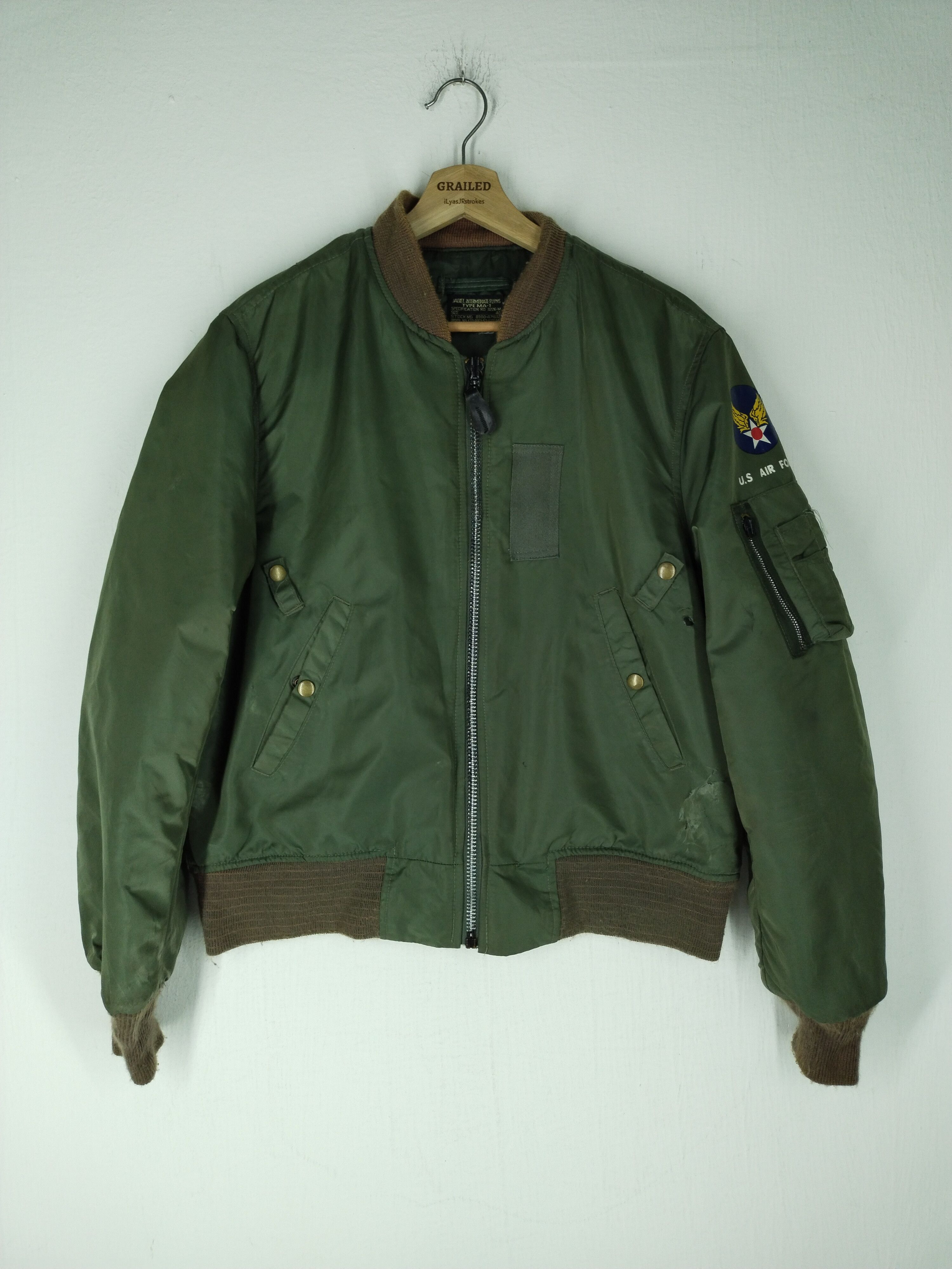 image of VTG Type Ma-1 Army Air Force Bomber Jacket, Men's (Size Large)