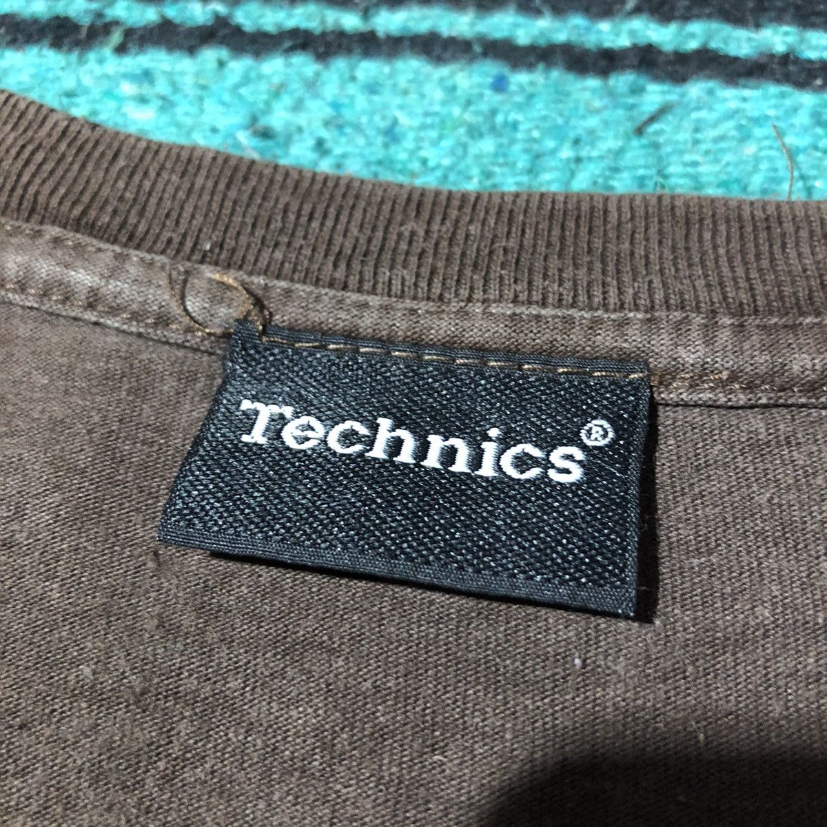 Band Tees Vintage Technics Tee Size US L / EU 52-54 / 3 - 2 Thumbnail