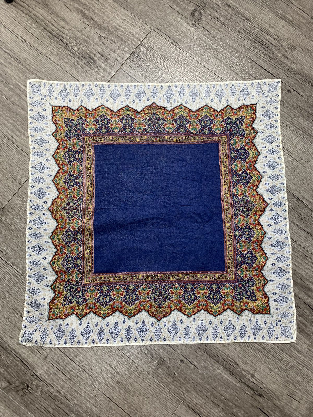 Designer UNBRAND Bandana/Handkerchief Size ONE SIZE - 2 Thumbnail