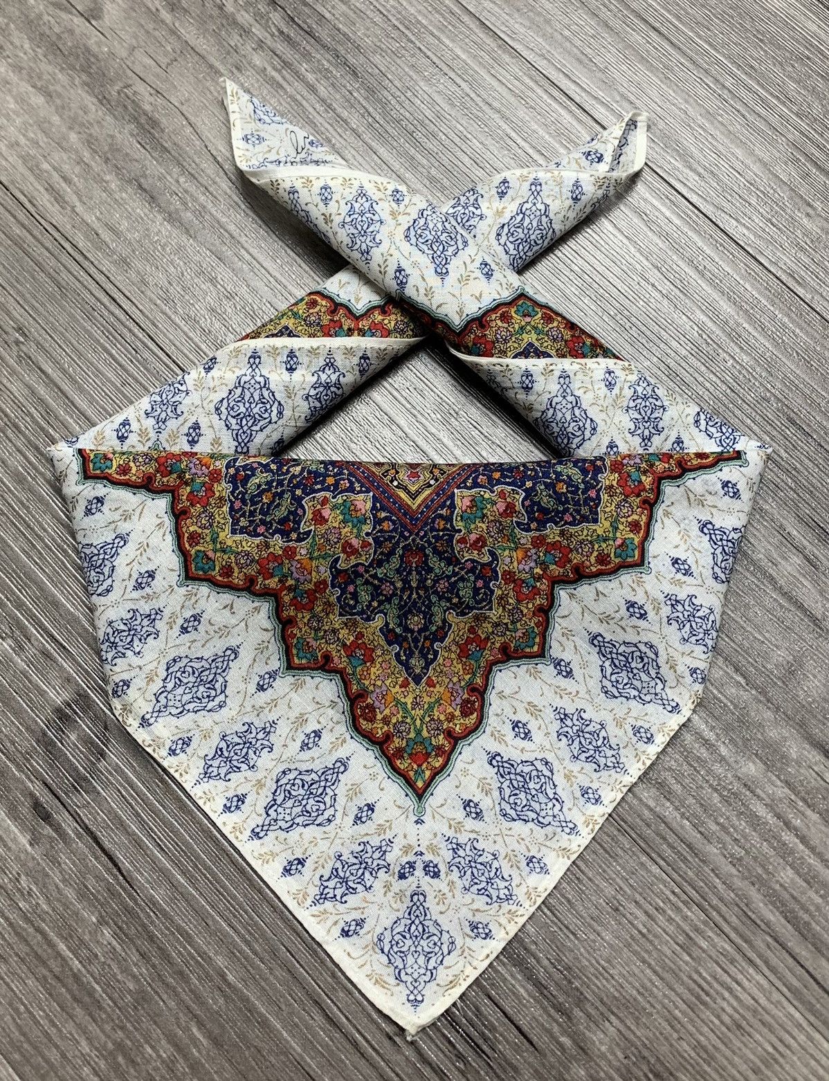 Designer UNBRAND Bandana/Handkerchief Size ONE SIZE - 1 Thumbnail