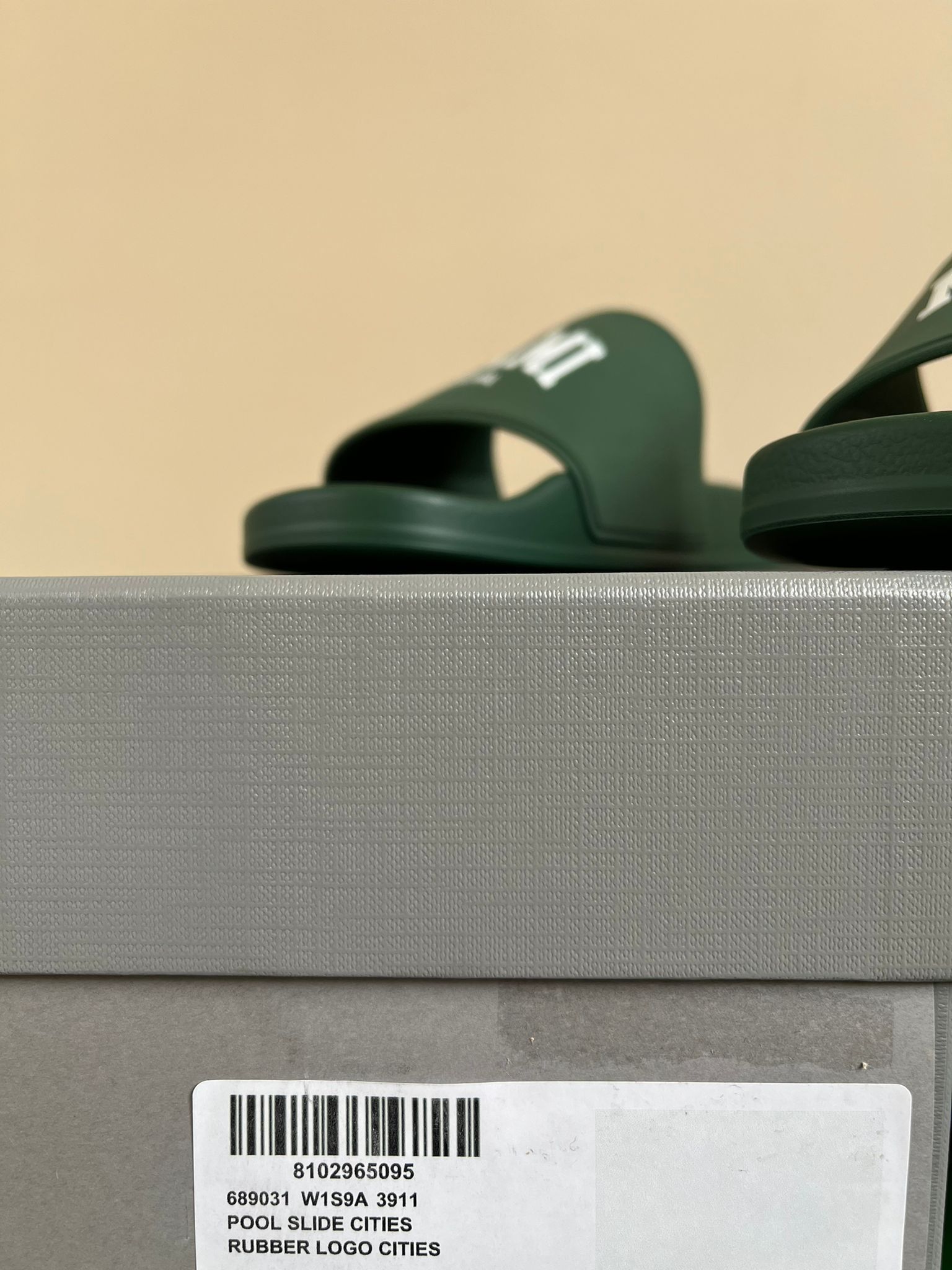 Balenciaga Miami Logo City Slides in Green Size US 10 / EU 43 - 14 Thumbnail