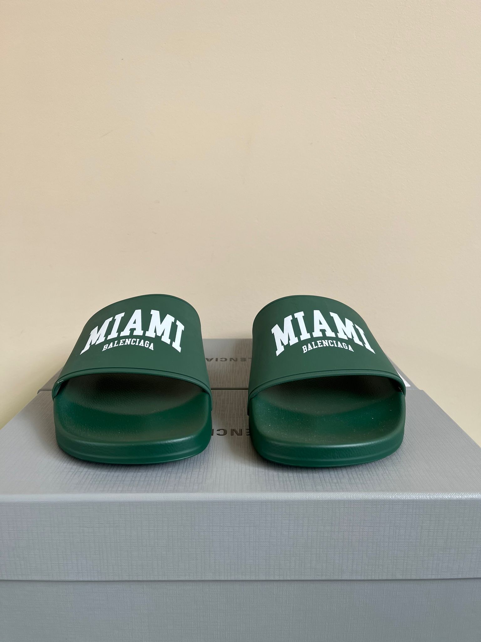 Balenciaga Miami Logo City Slides in Green Size US 10 / EU 43 - 6 Thumbnail