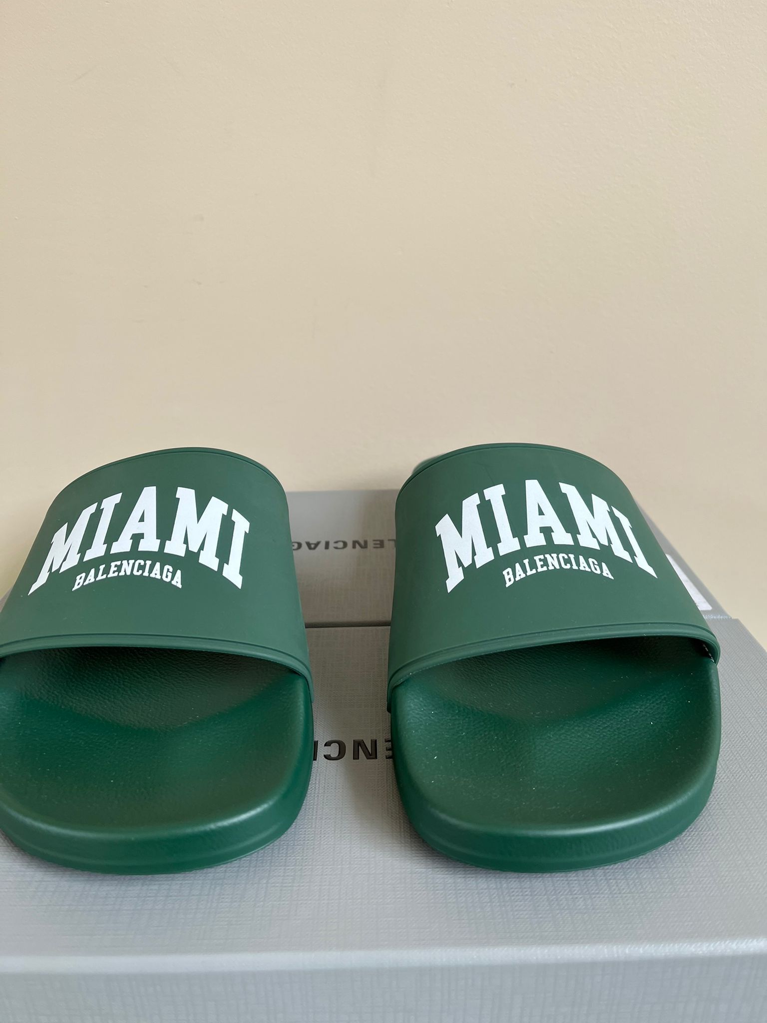Balenciaga Miami Logo City Slides in Green Size US 10 / EU 43 - 8 Thumbnail