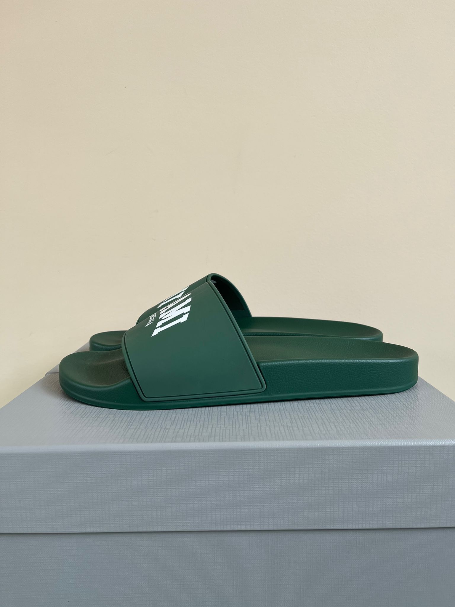 Balenciaga Miami Logo City Slides in Green Size US 10 / EU 43 - 1 Thumbnail