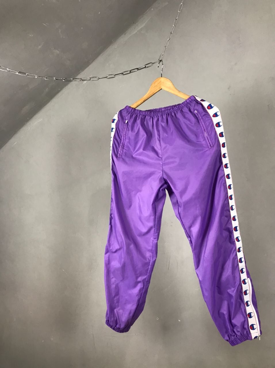 Champion Champion vintage lampas streetwear sweatpants Size US 30 / EU 46 - 1 Thumbnail