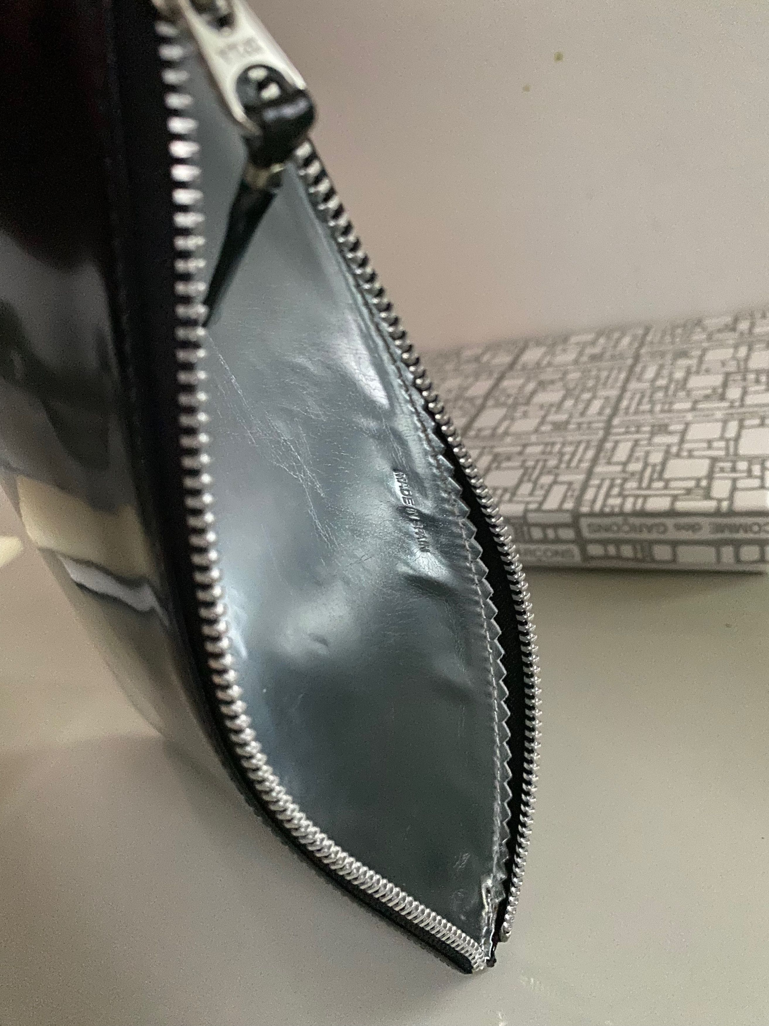 Comme des Garcons New CDG Wallet Mirror Inside Large Zip Pouch (SA5100MI) Size ONE SIZE - 8 Thumbnail