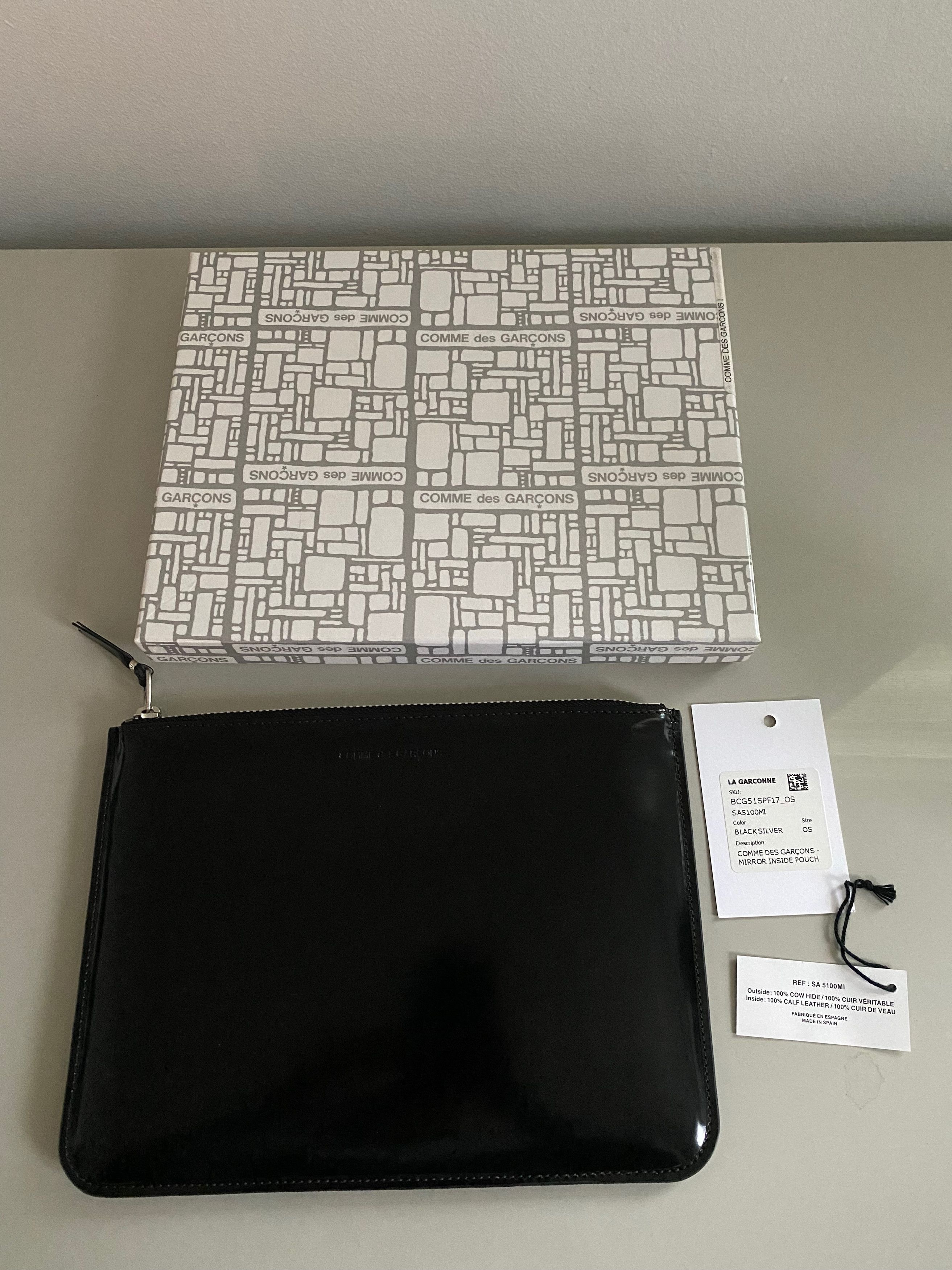 Comme des Garcons New CDG Wallet Mirror Inside Large Zip Pouch (SA5100MI) Size ONE SIZE - 1 Thumbnail