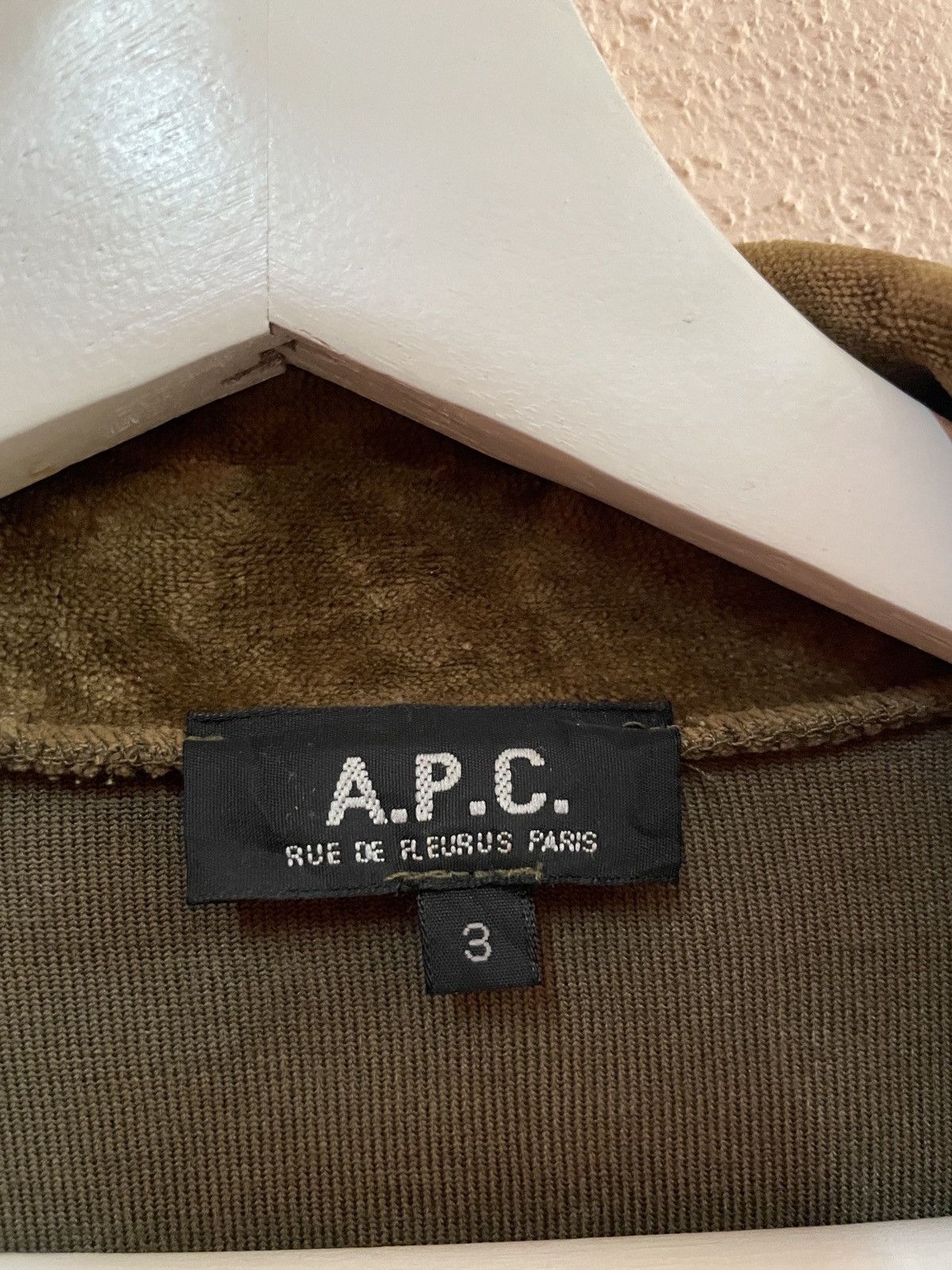 A.P.C. Archival Clothing A.P.C sweater velvet brown RIRiI zip Size US S / EU 44-46 / 1 - 5 Thumbnail