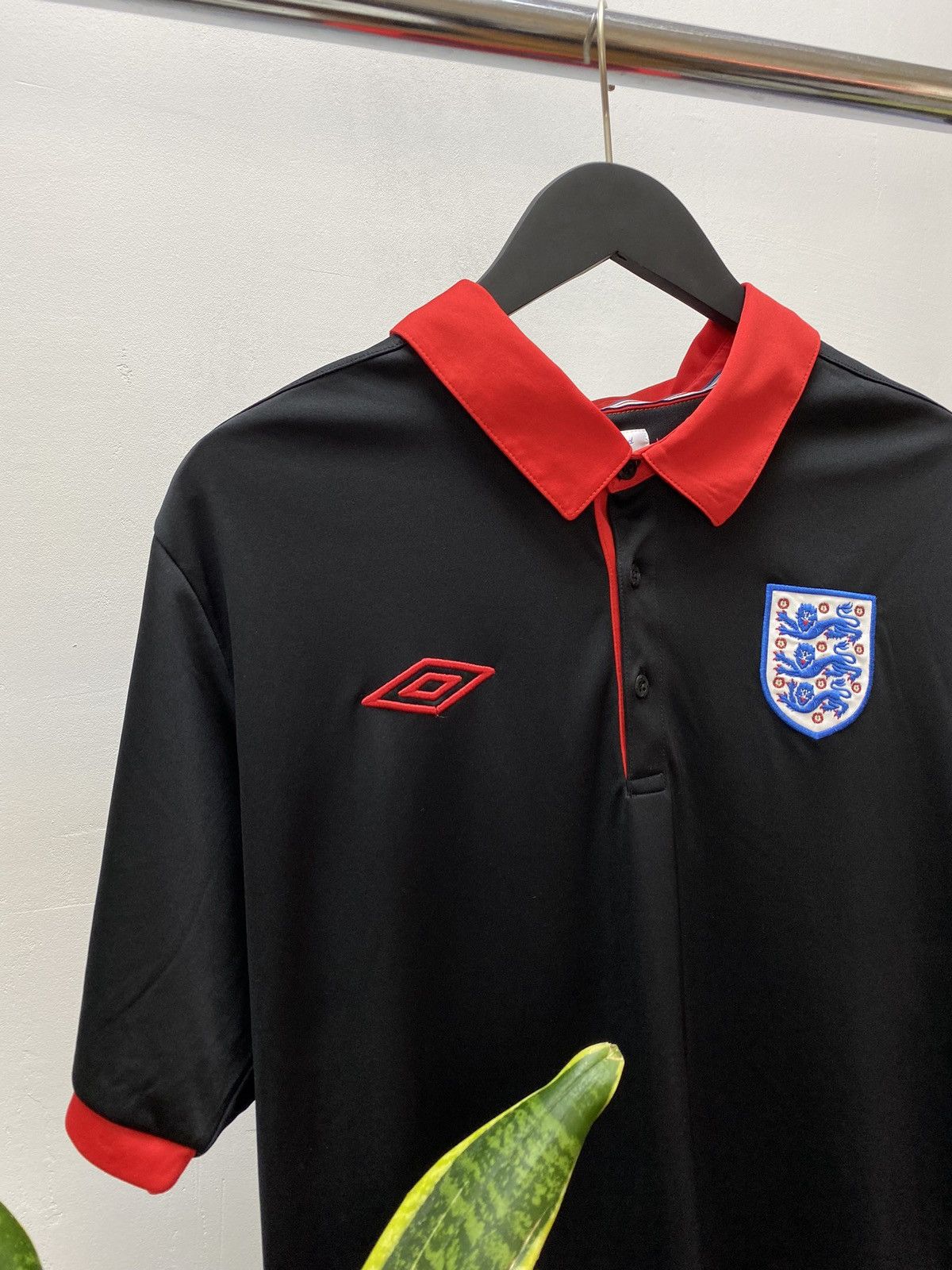 Umbro Umbro England Soccer Jersey Football Shirt Size US XL / EU 56 / 4 - 8 Thumbnail